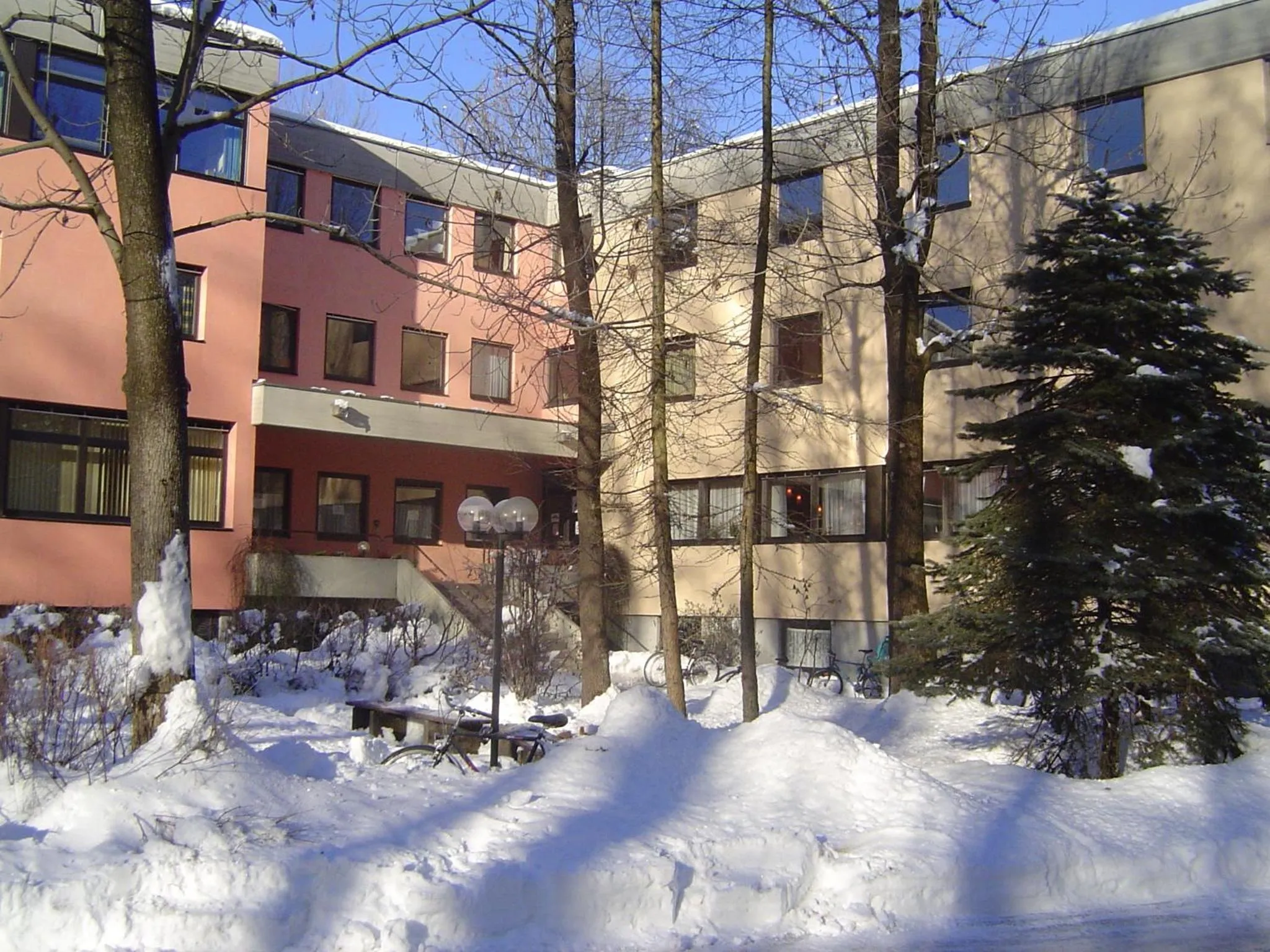 Facade/entrance in Eduard-Heinrich-Haus, Hostel