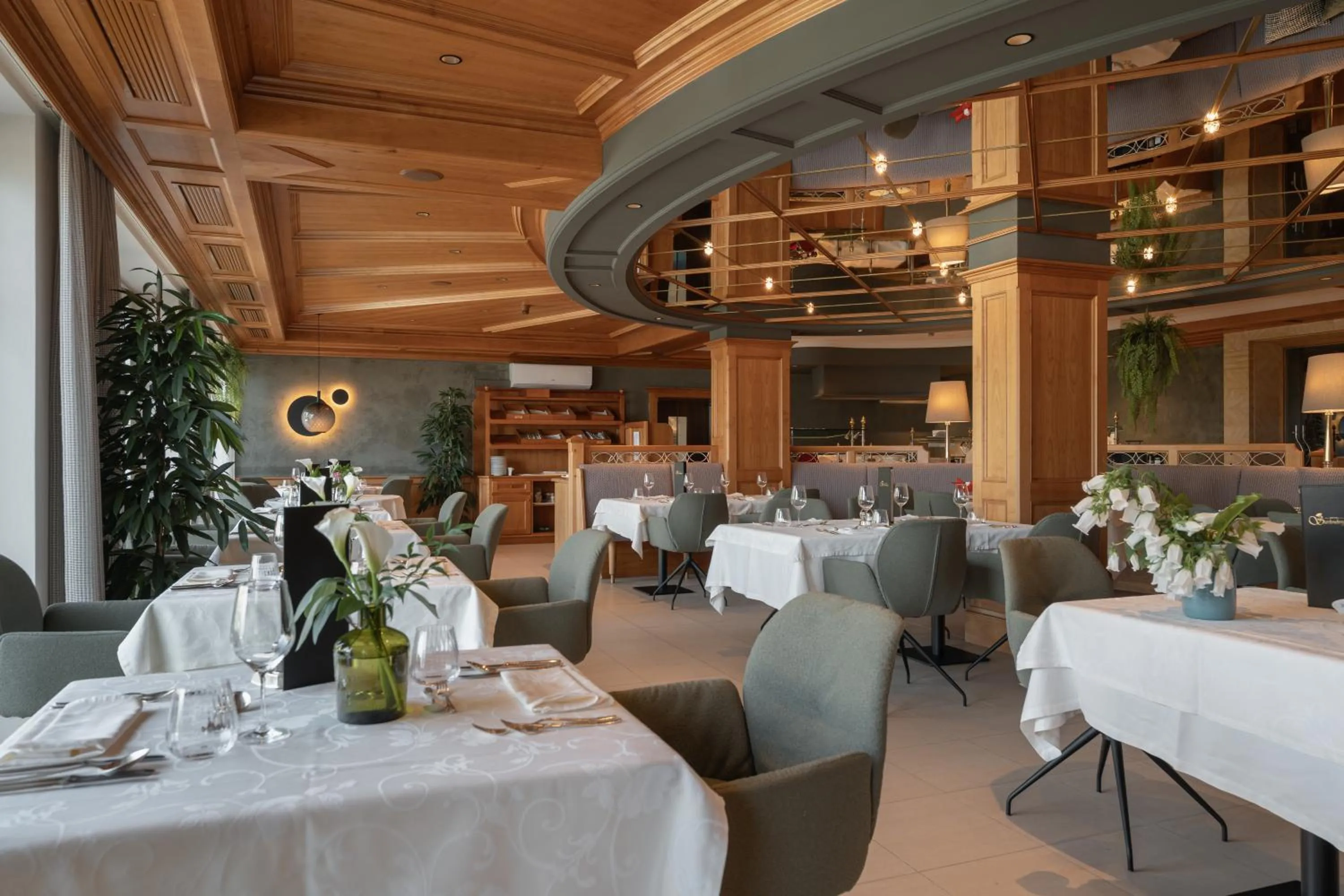 Restaurant/places to eat in Hotel Starkenberg