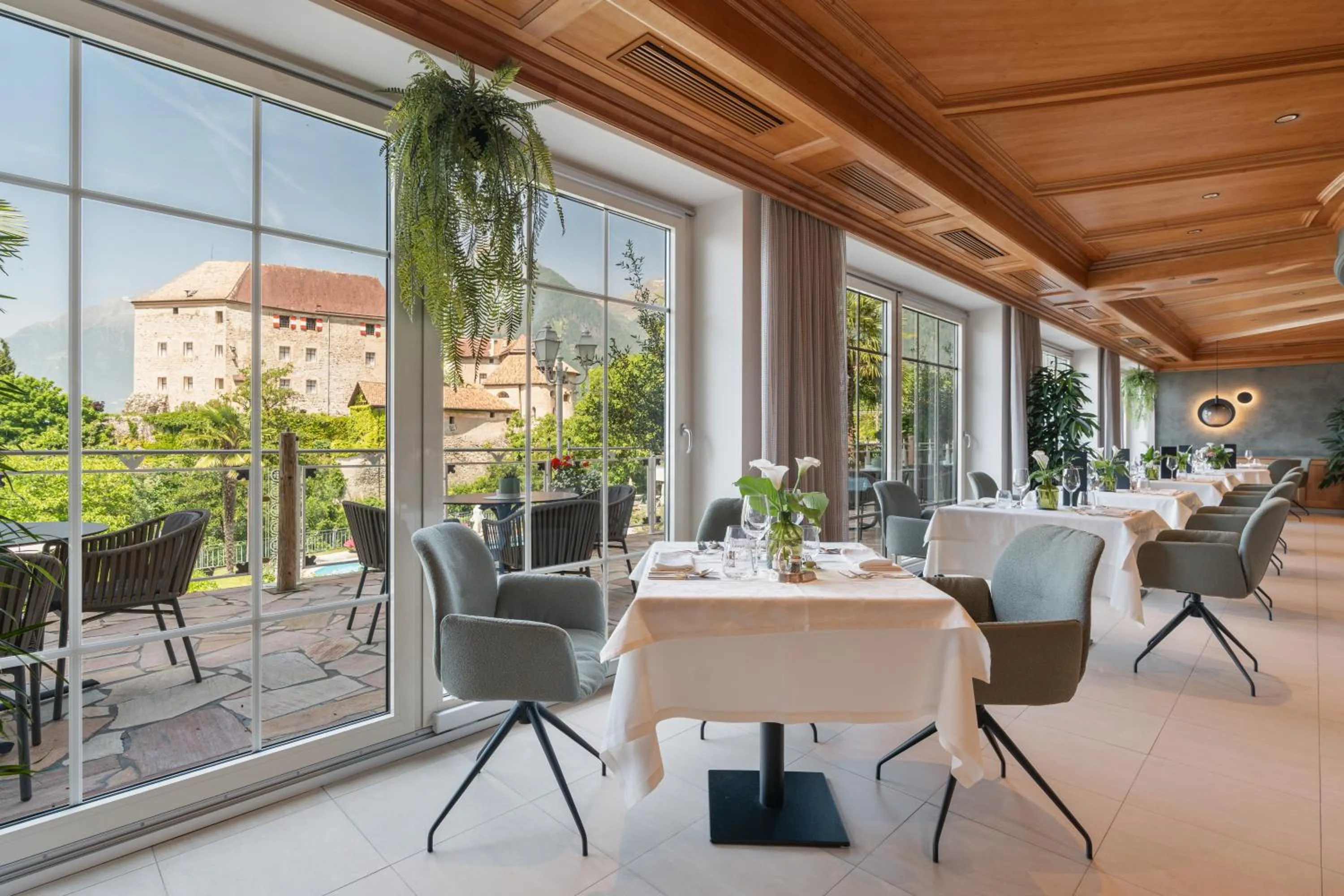 Restaurant/places to eat in Hotel Starkenberg