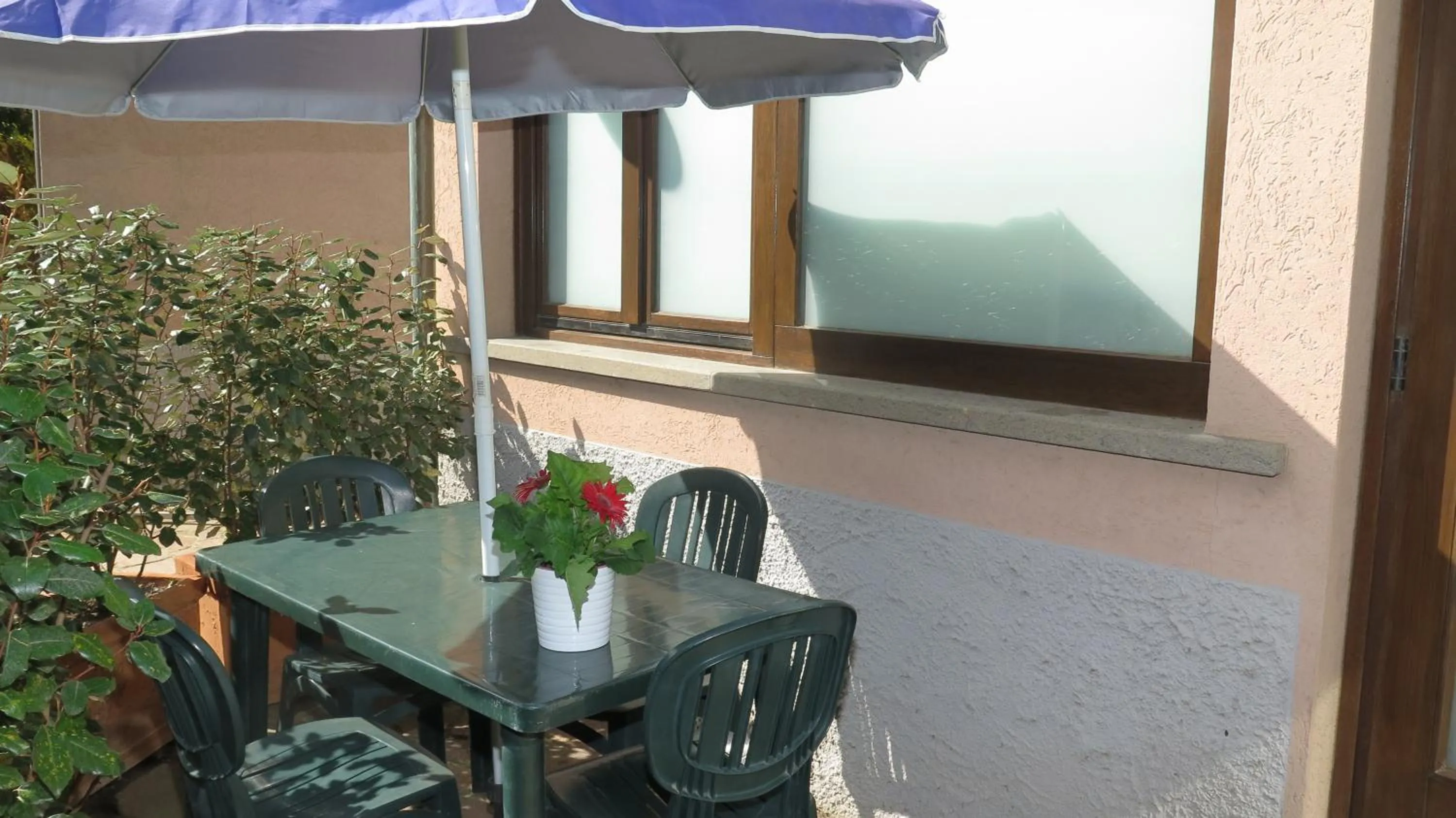 Patio in Residenza Turistico Alberghiera Corallo