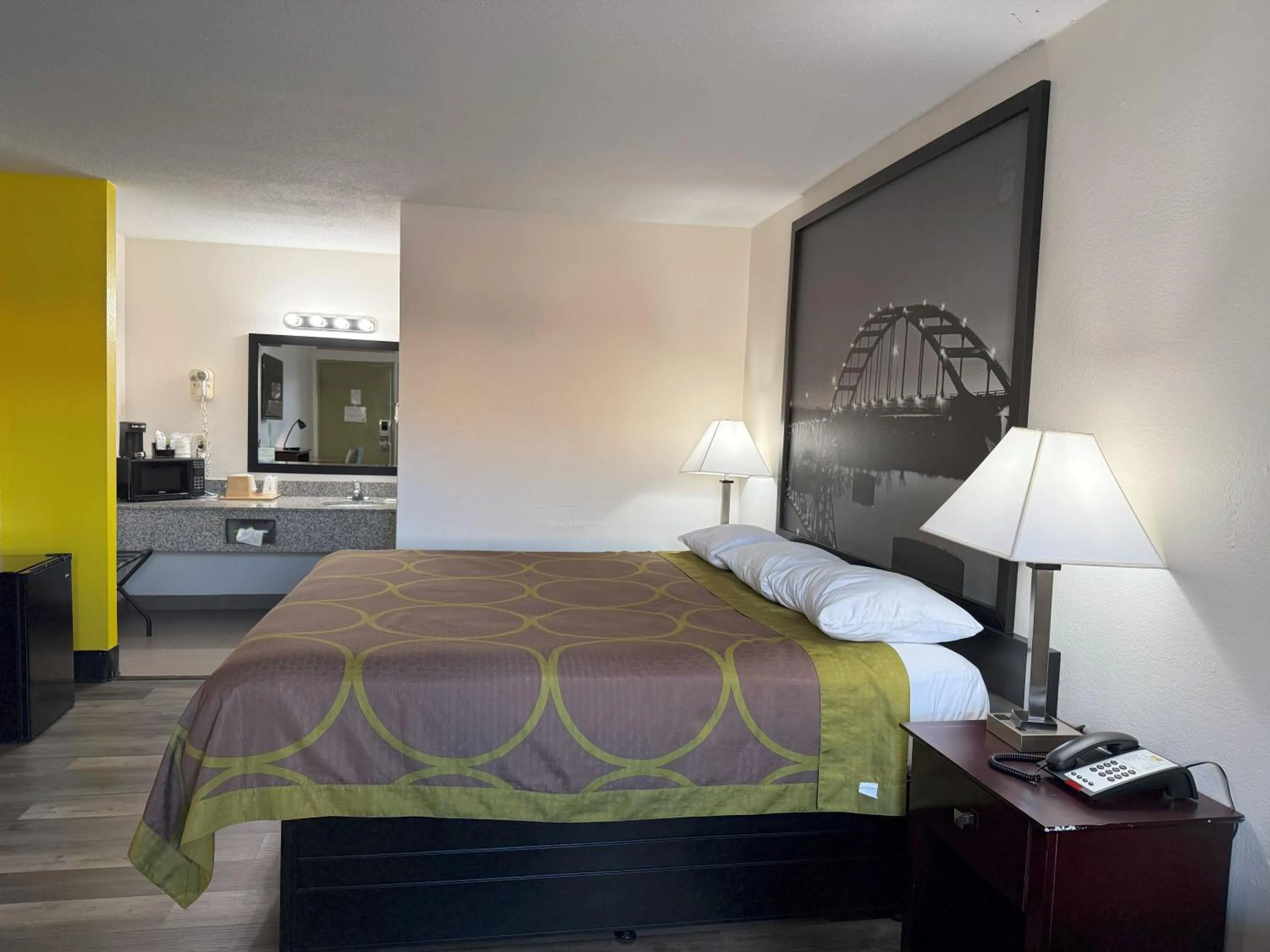 Bed in Super 8 by Wyndham Monticello AR