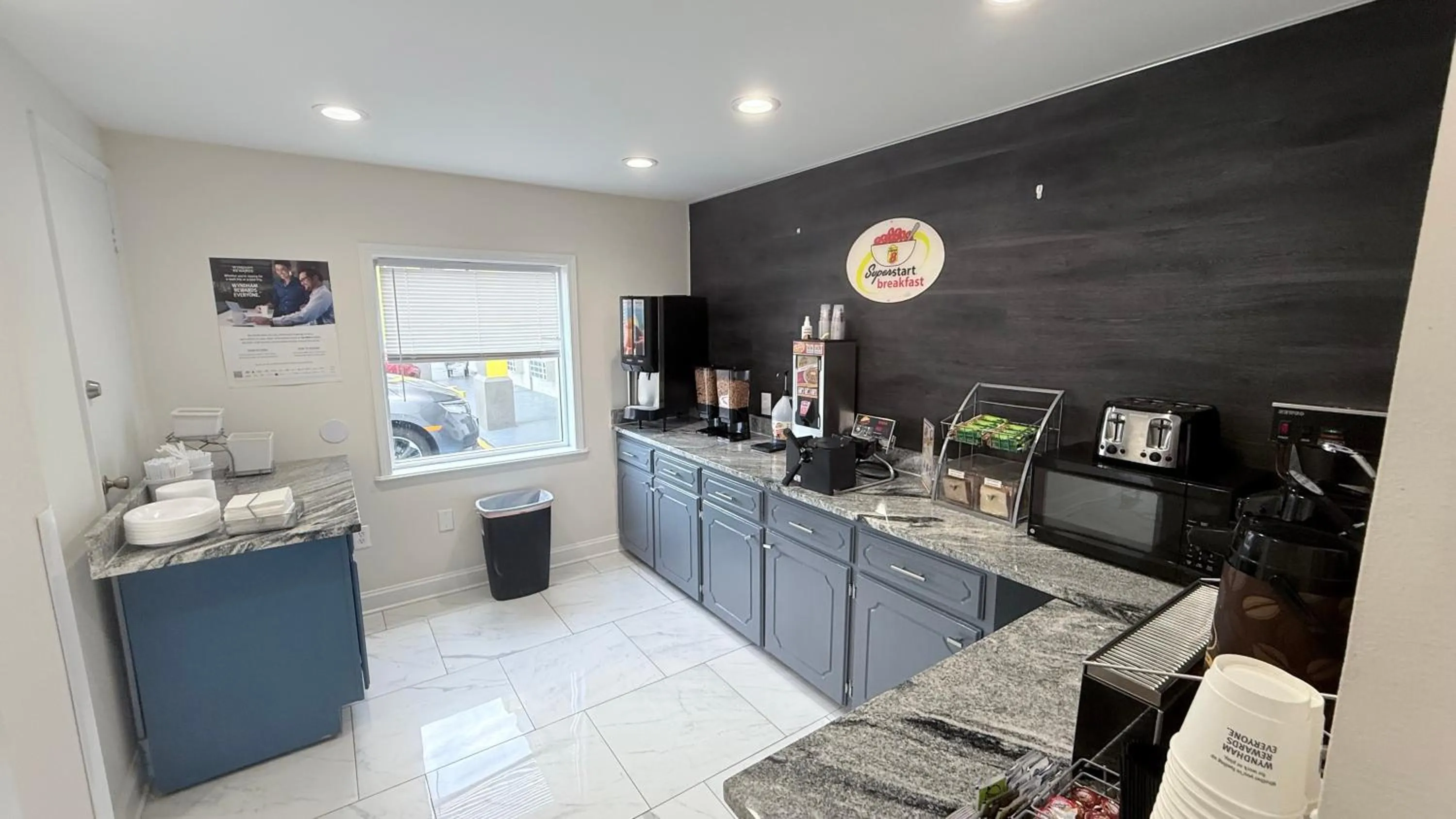 Breakfast in Super 8 by Wyndham Monticello AR