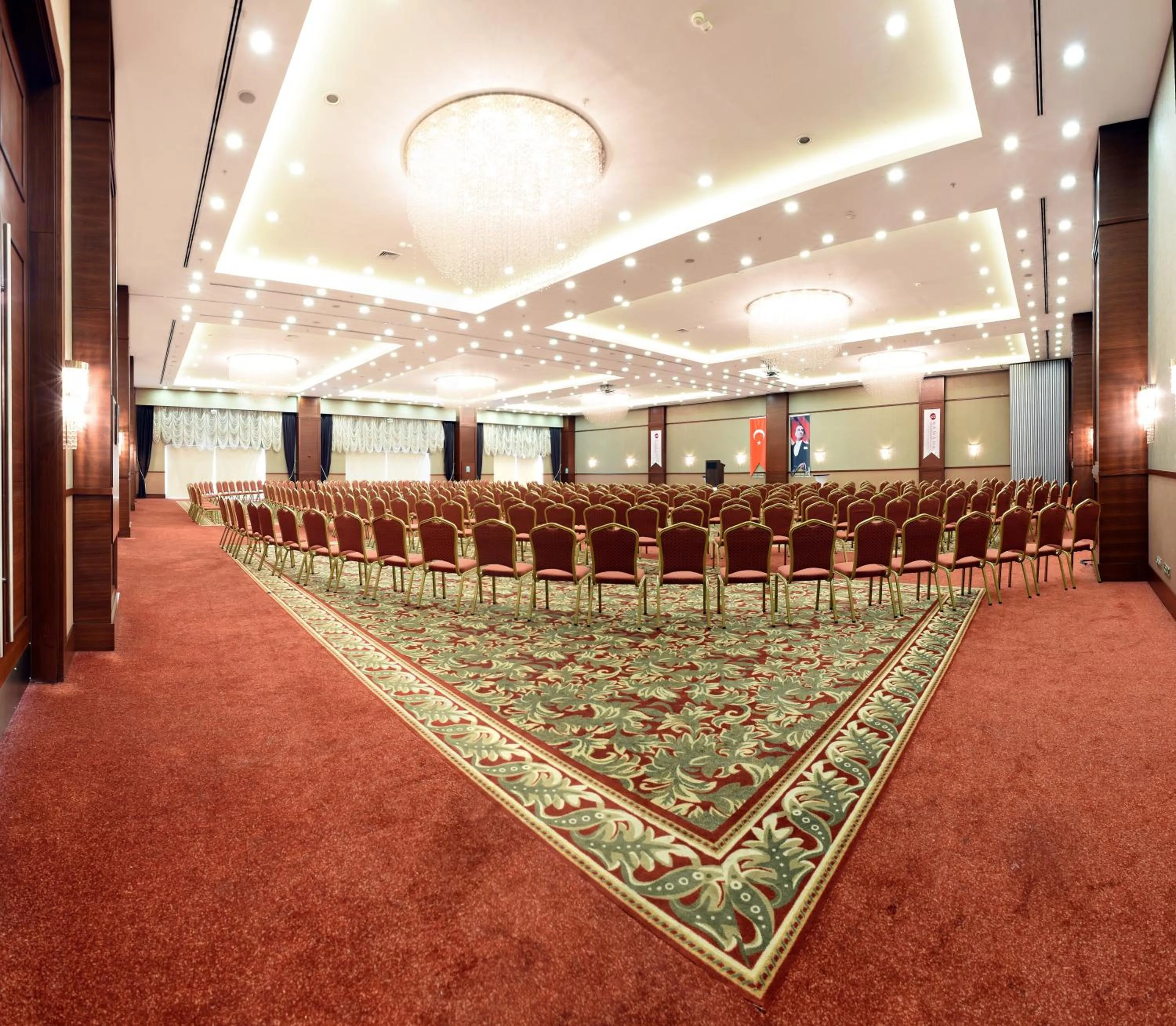 Meeting/conference room in Ramada Plaza Altin Kayisi Hotel
