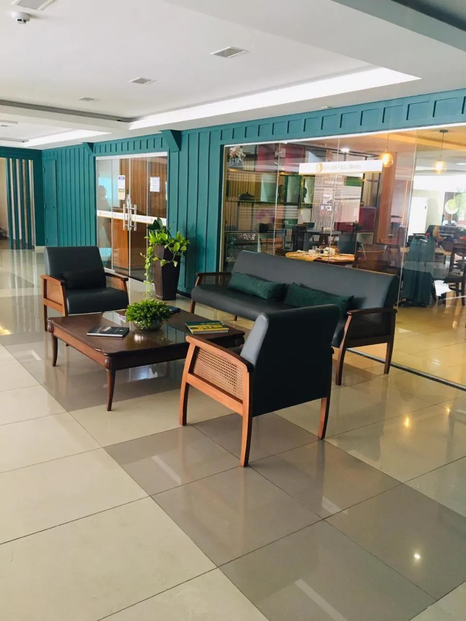 Living room in Golden Ville Hotel