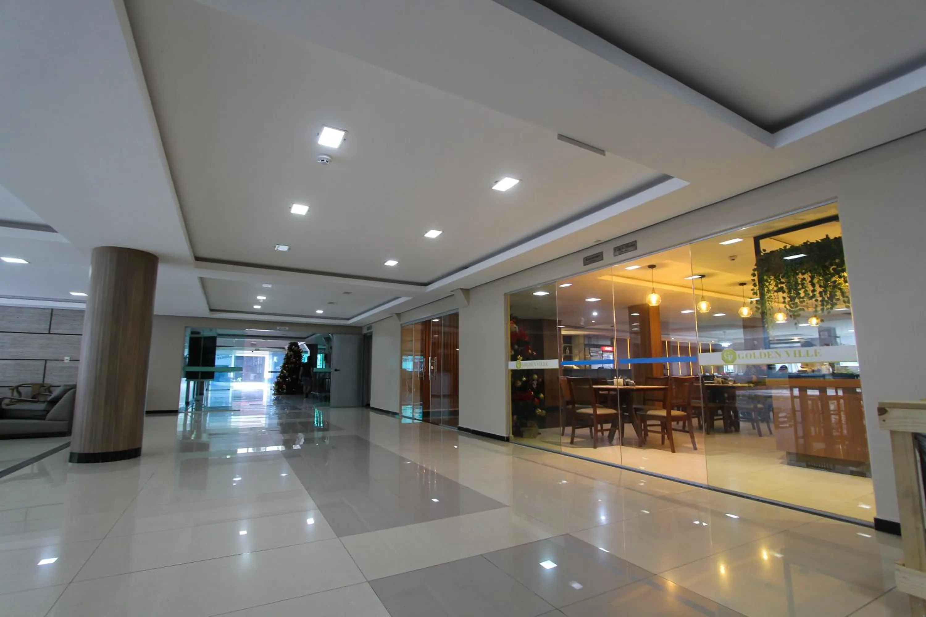 Lobby or reception in Golden Ville Hotel