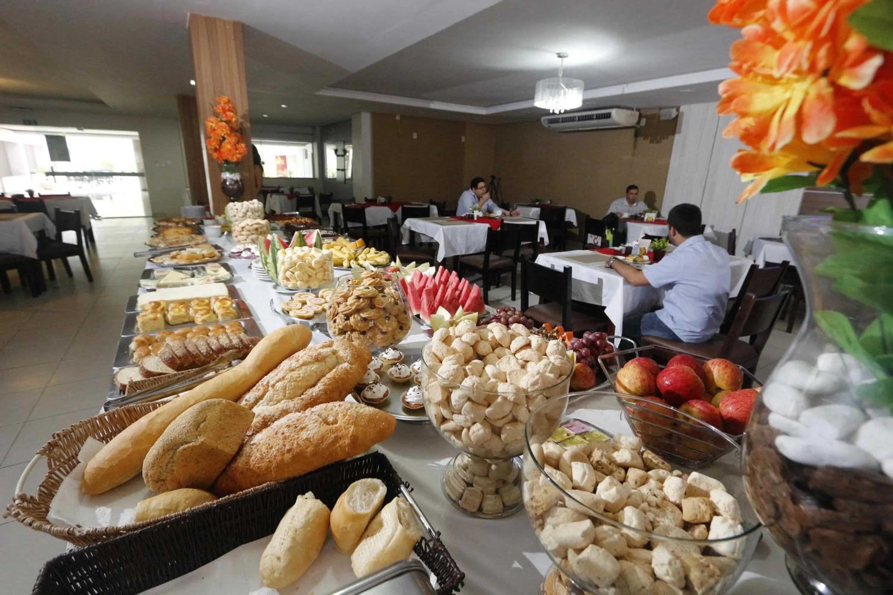 Food in Golden Ville Hotel