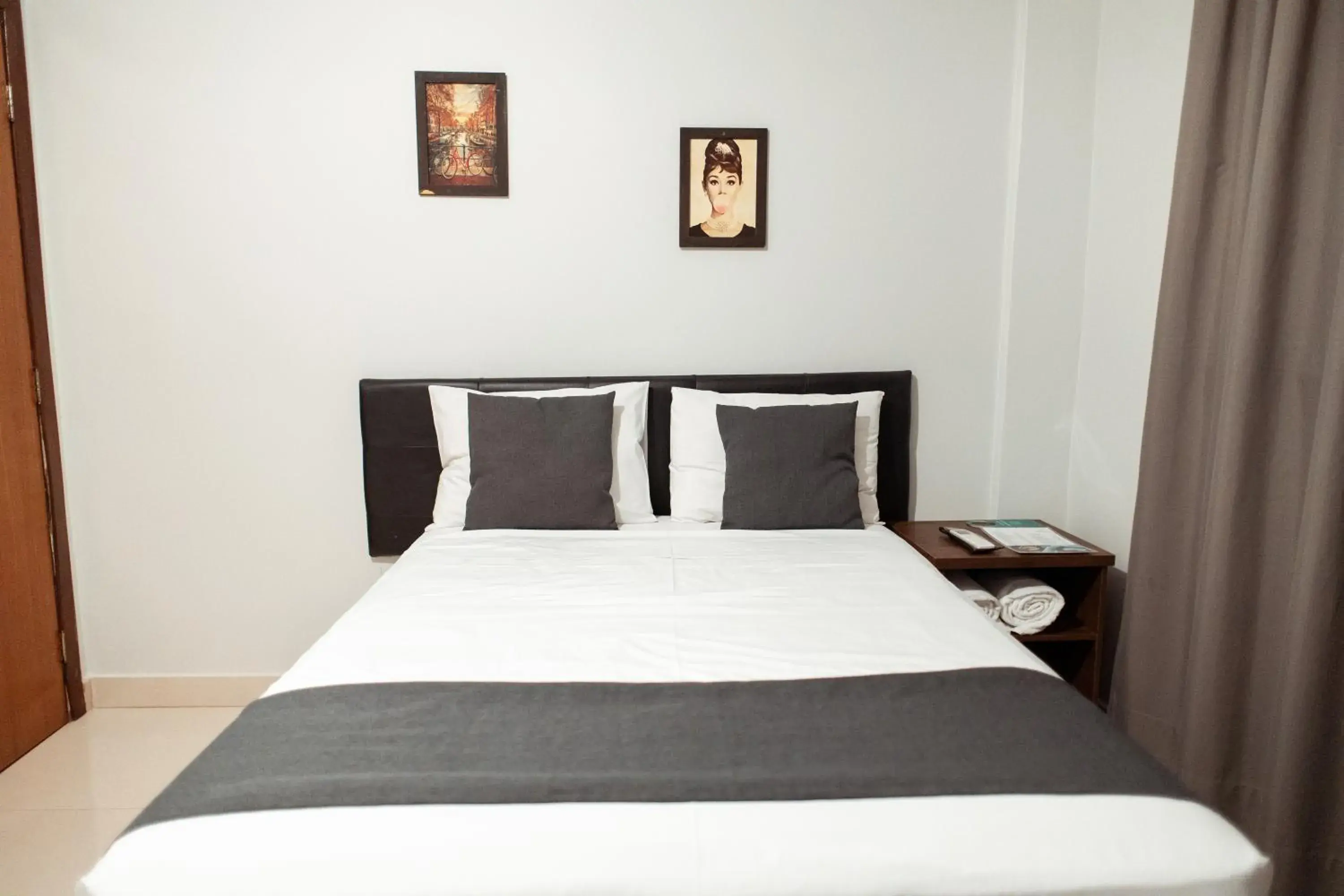 Double Room - single occupancy in Paris Hotel by H Hotéis - Business Double Room - single occupancy in Paris Hotel by H Hotéis - Business