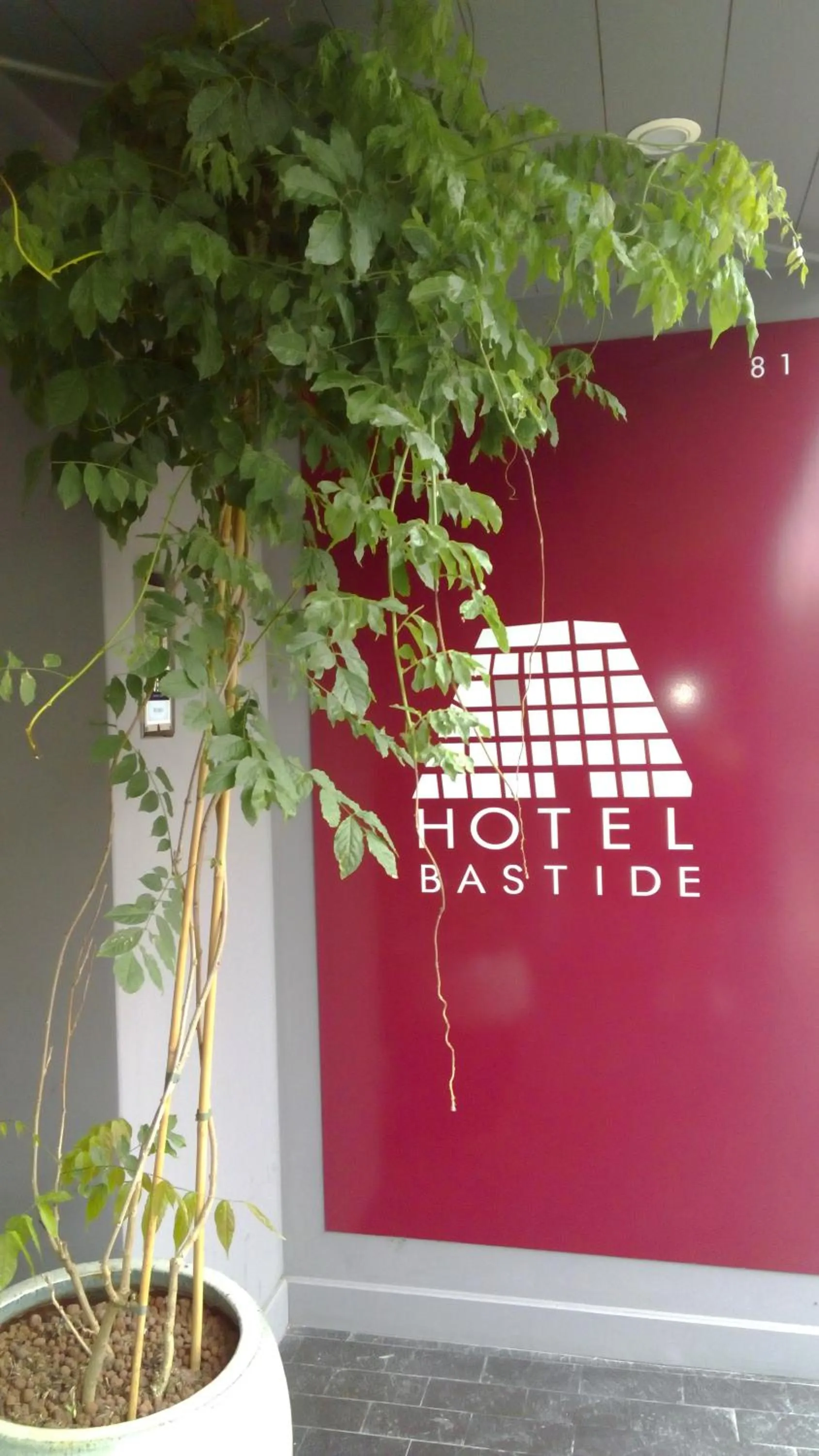 Facade/entrance in Hotel De La Bastide