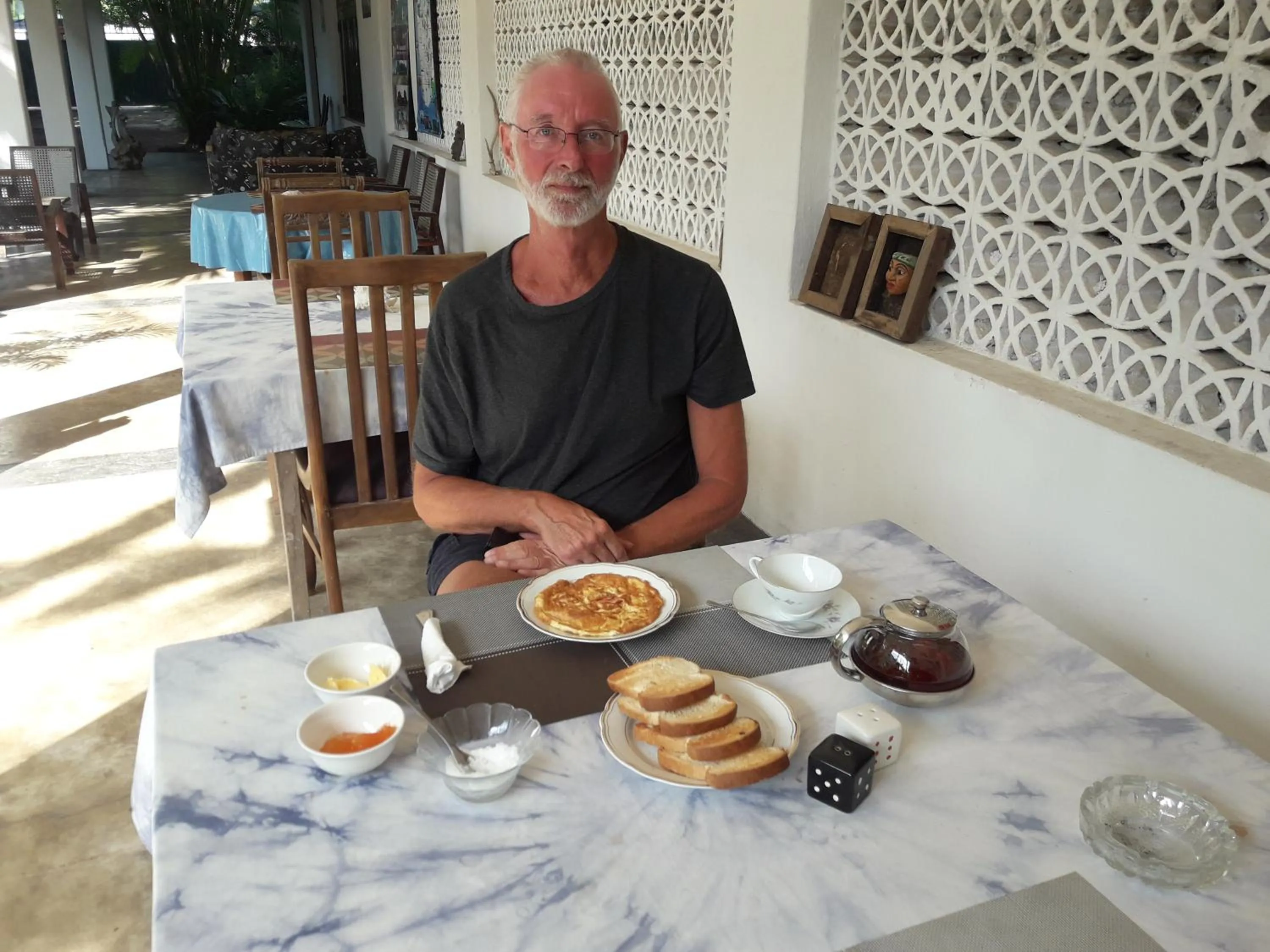 Restaurant/places to eat in Sea Front Hikkaduwa