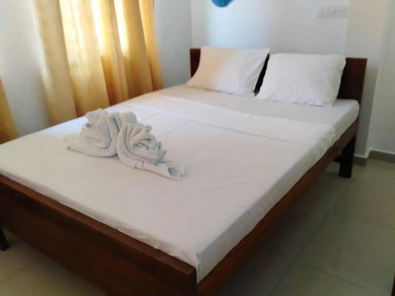 Bedroom, Bed in The Finz