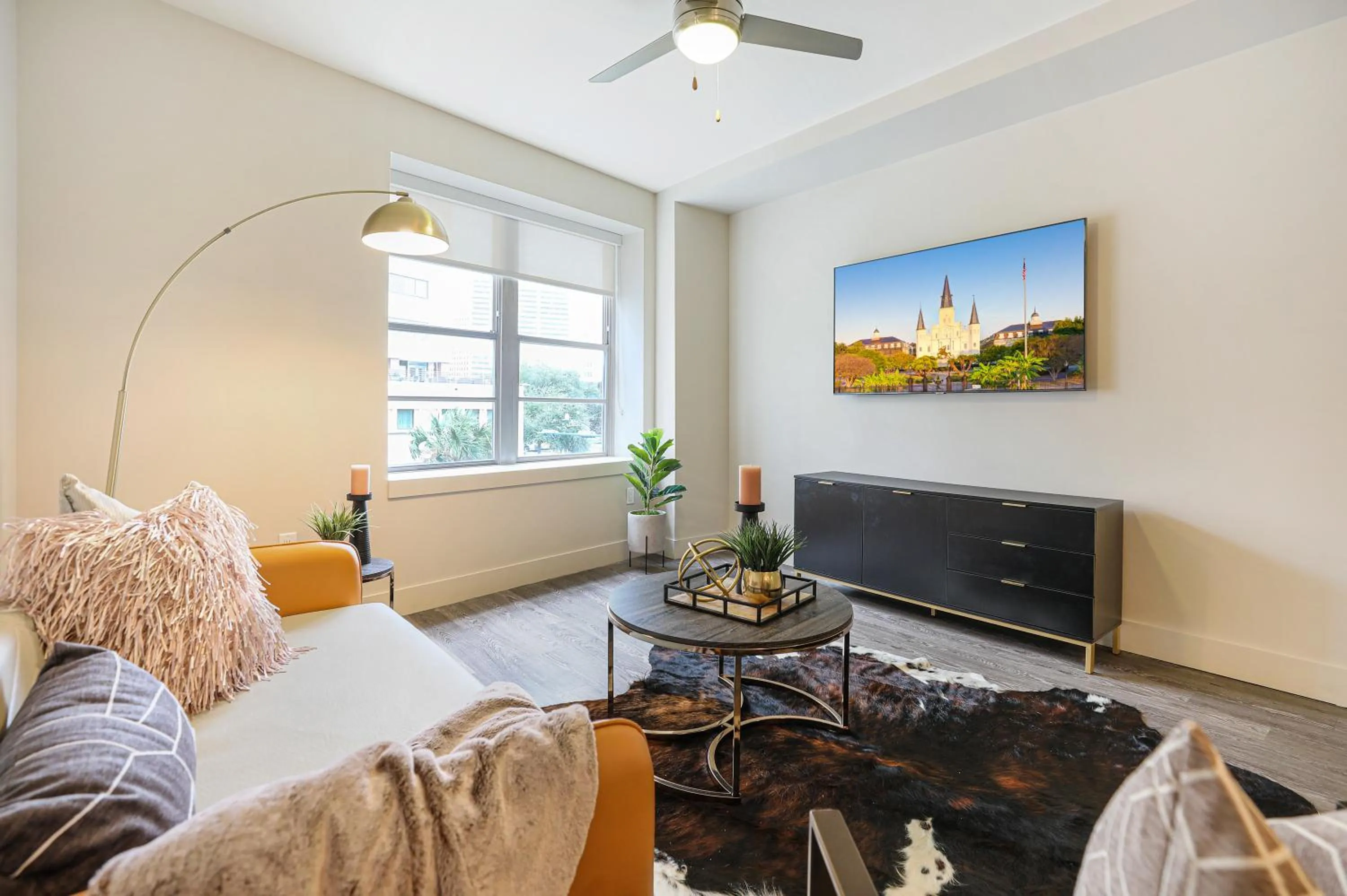 Living room in Modern & Fully Furnished Apartments in the Heart of the City