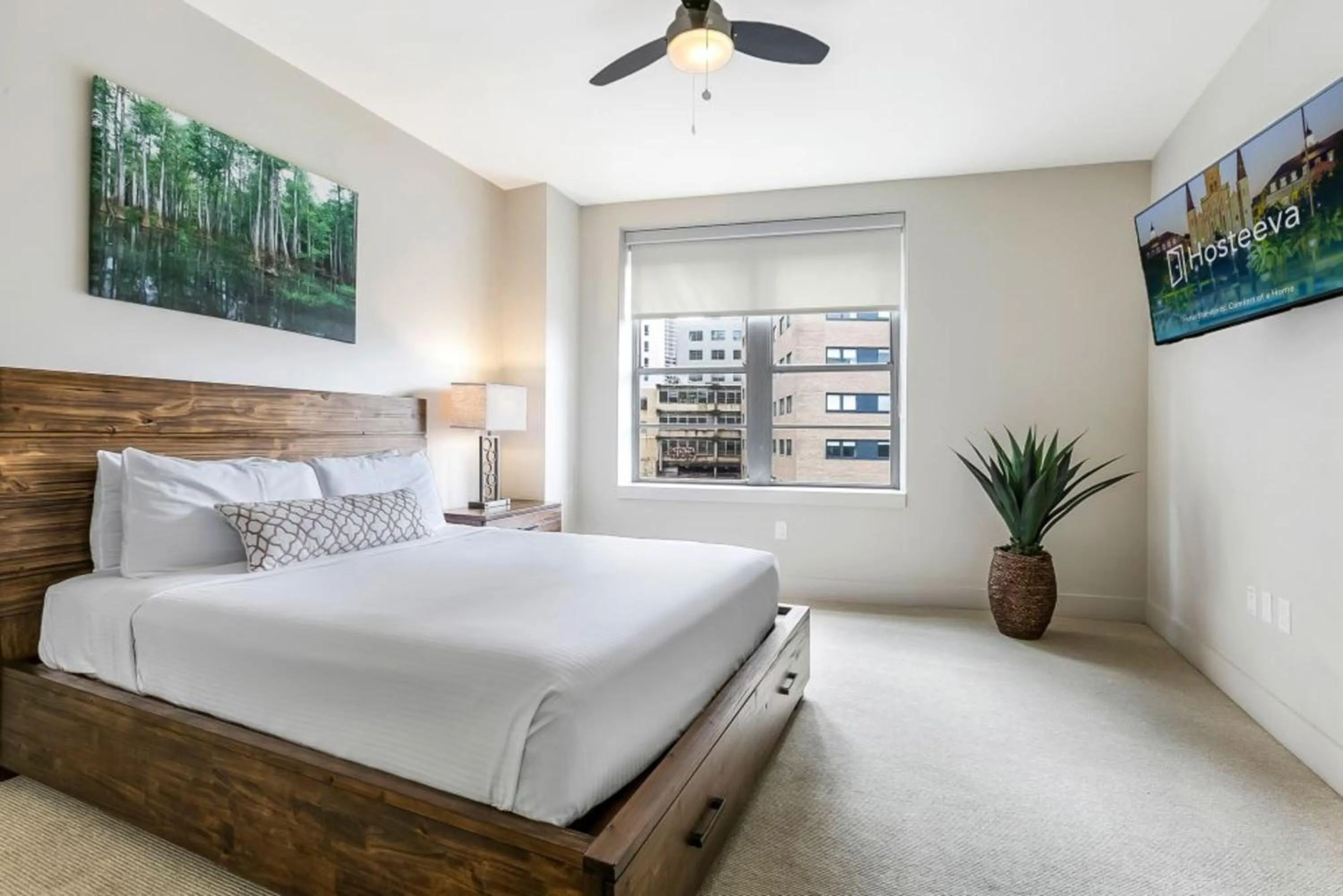 Bedroom, Bed in Modern & Fully Furnished Apartments in the Heart of the City