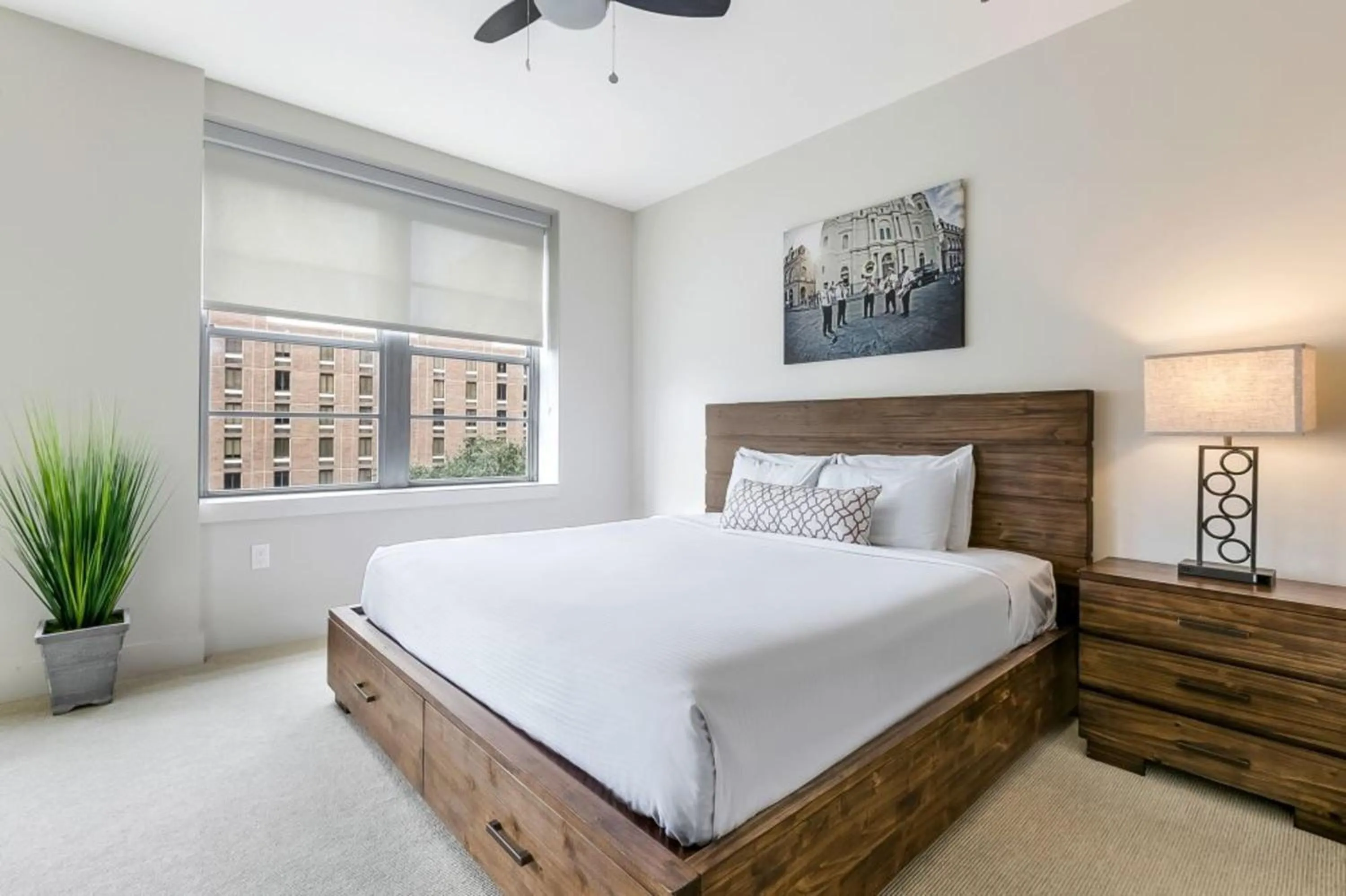 Bedroom, Bed in Modern & Fully Furnished Apartments in the Heart of the City