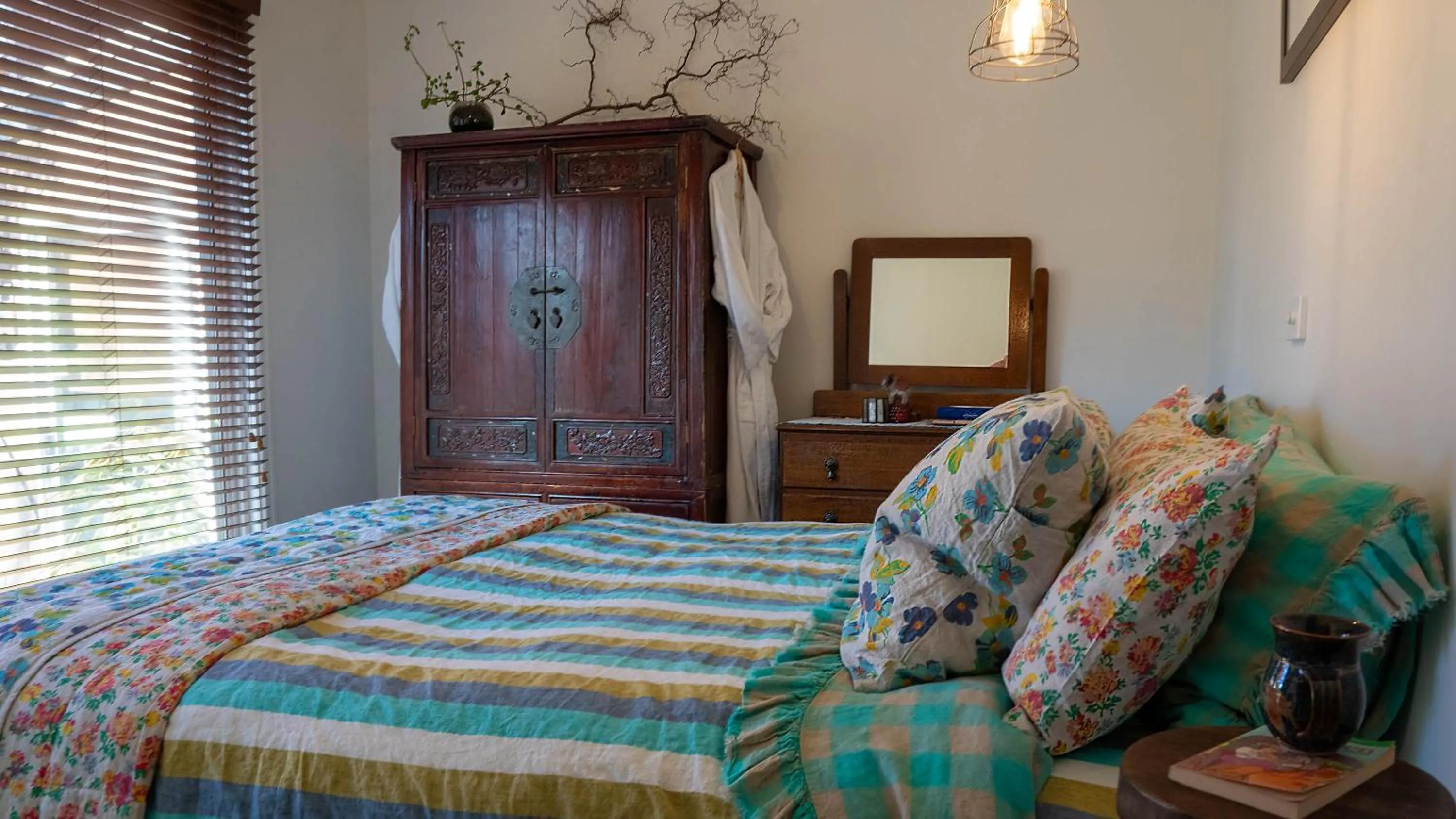 Bedroom, Bed in Dreamers