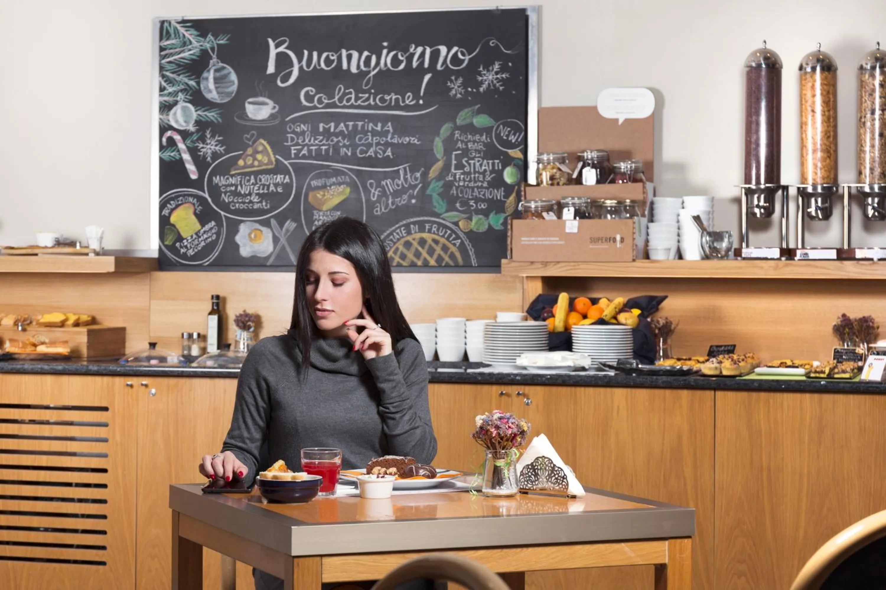 Food and drinks in City Hotel & Suites