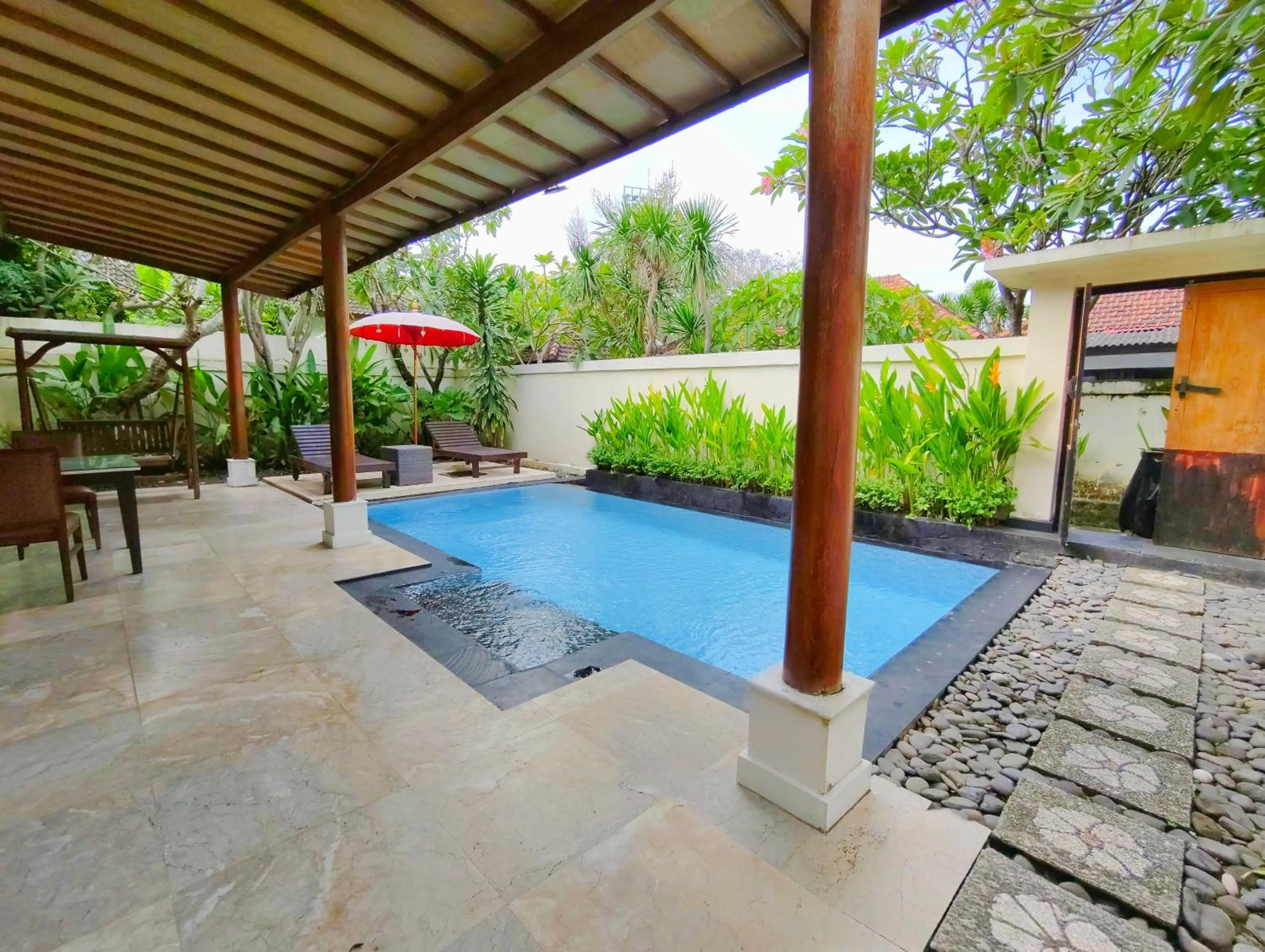 Swimming pool in Lavender Villa & Spa