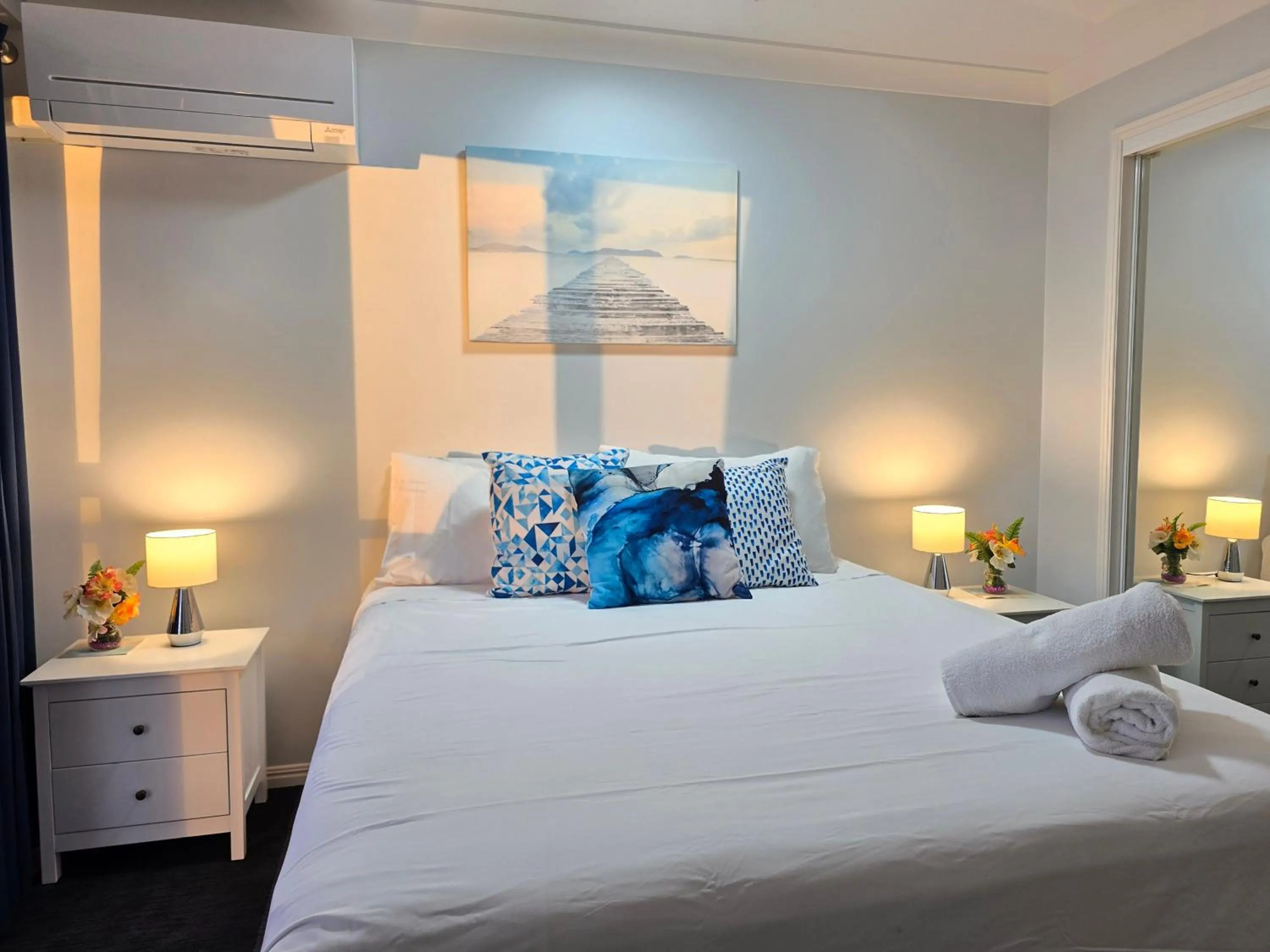 Bedroom, Bed in Fairways Golf & Beach Retreat Bribie Island