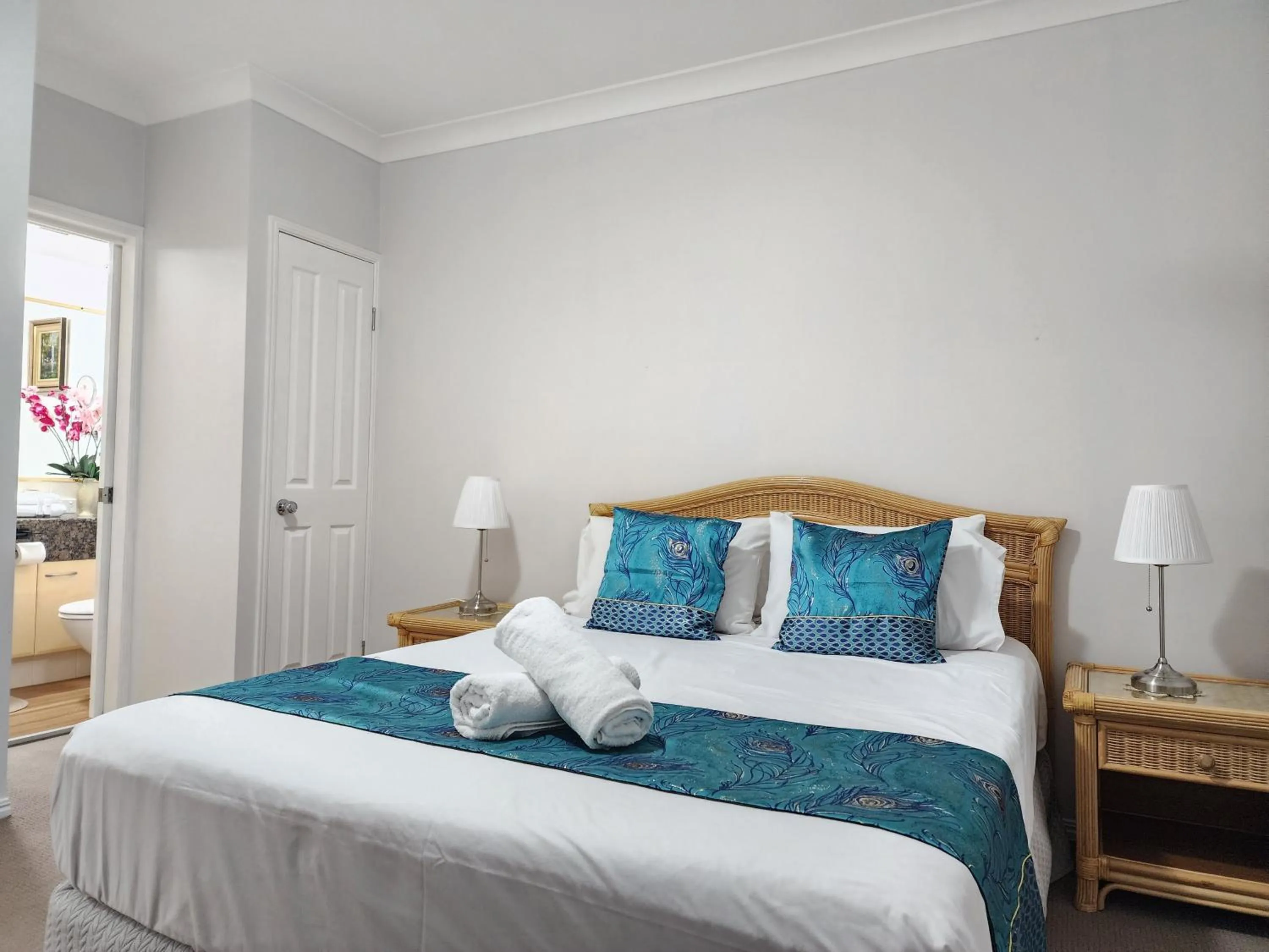 Bed in Fairways Golf & Beach Retreat Bribie Island
