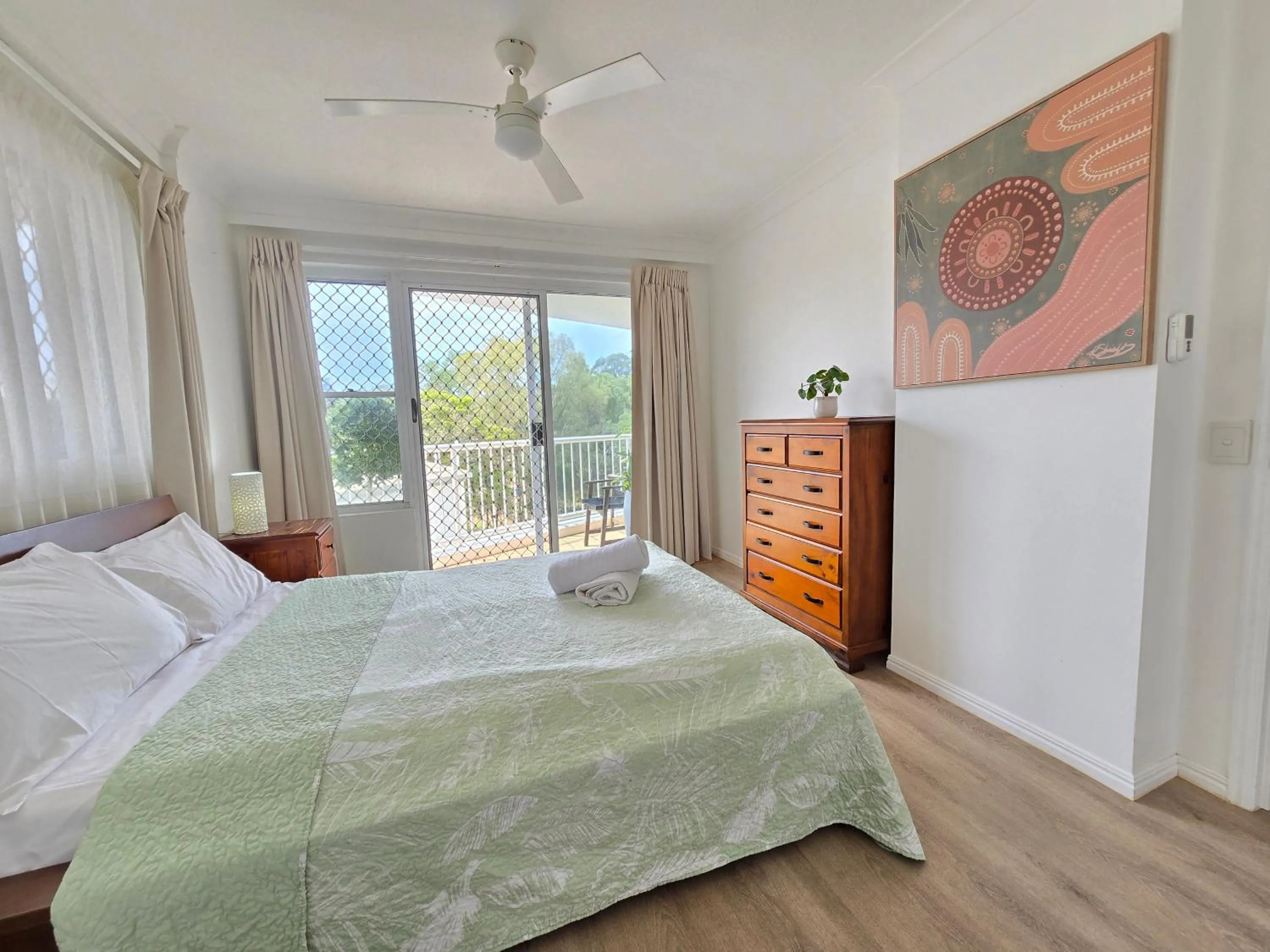 Bed in Fairways Golf & Beach Retreat Bribie Island