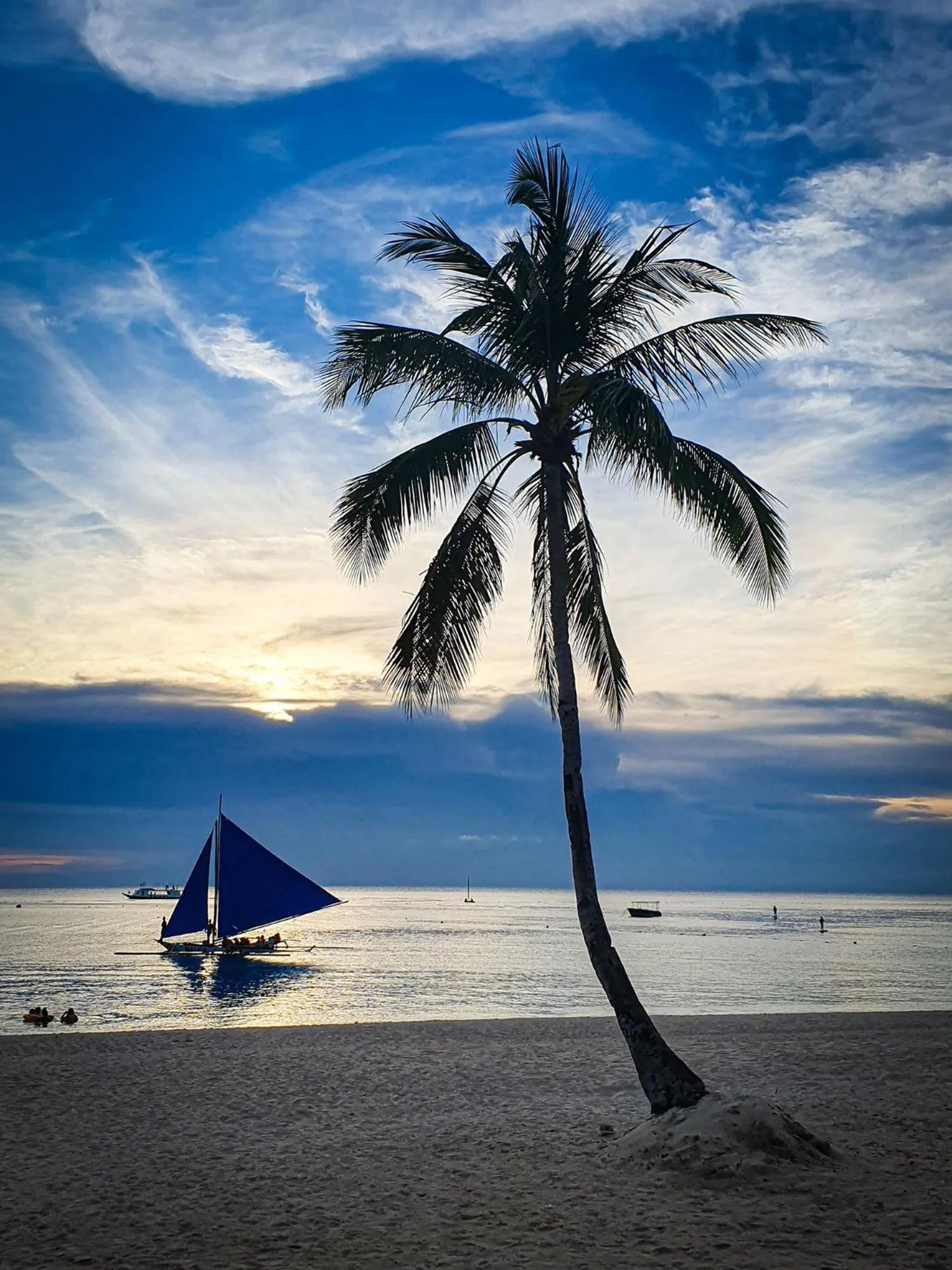 Beach in Movenpick Resort & Spa Boracay