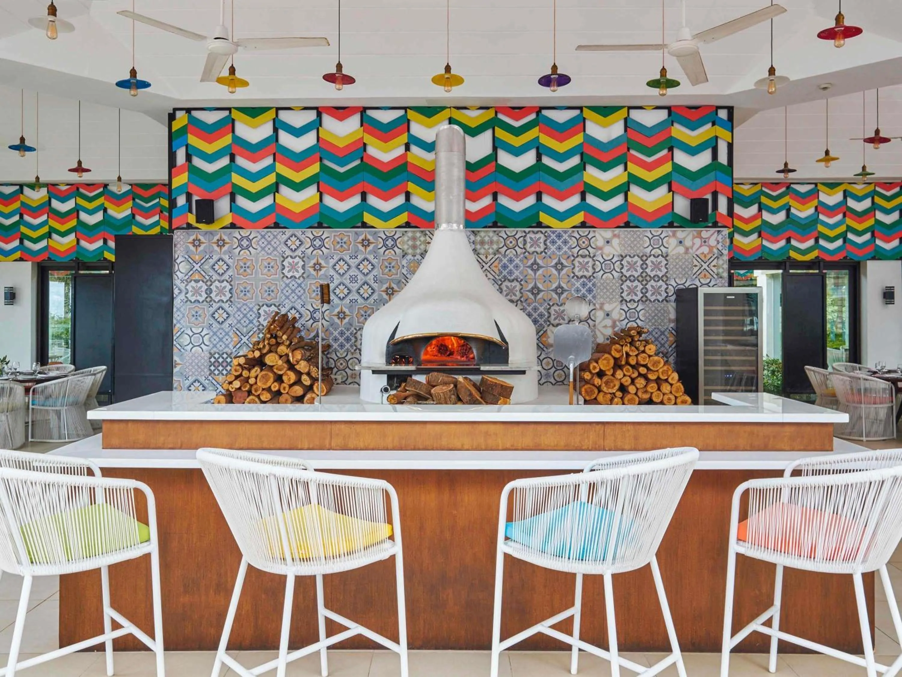 Restaurant/places to eat in Movenpick Resort & Spa Boracay