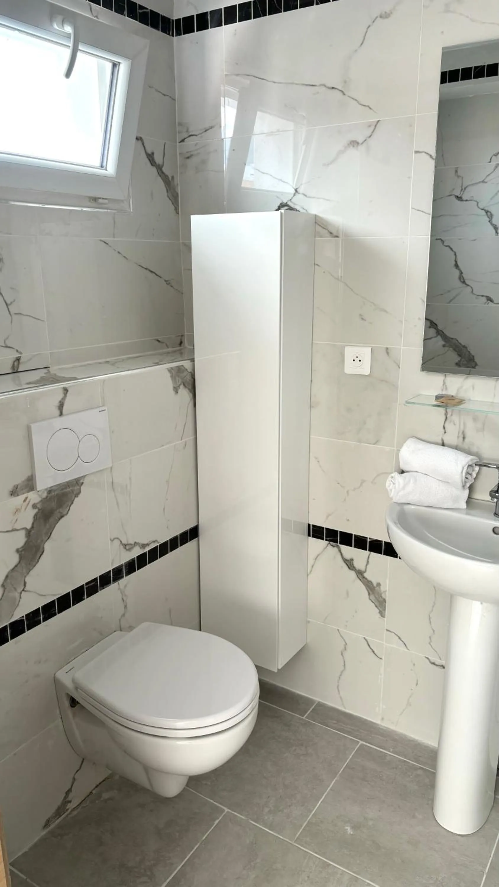 Hotel et Appartements Reine D'Azur