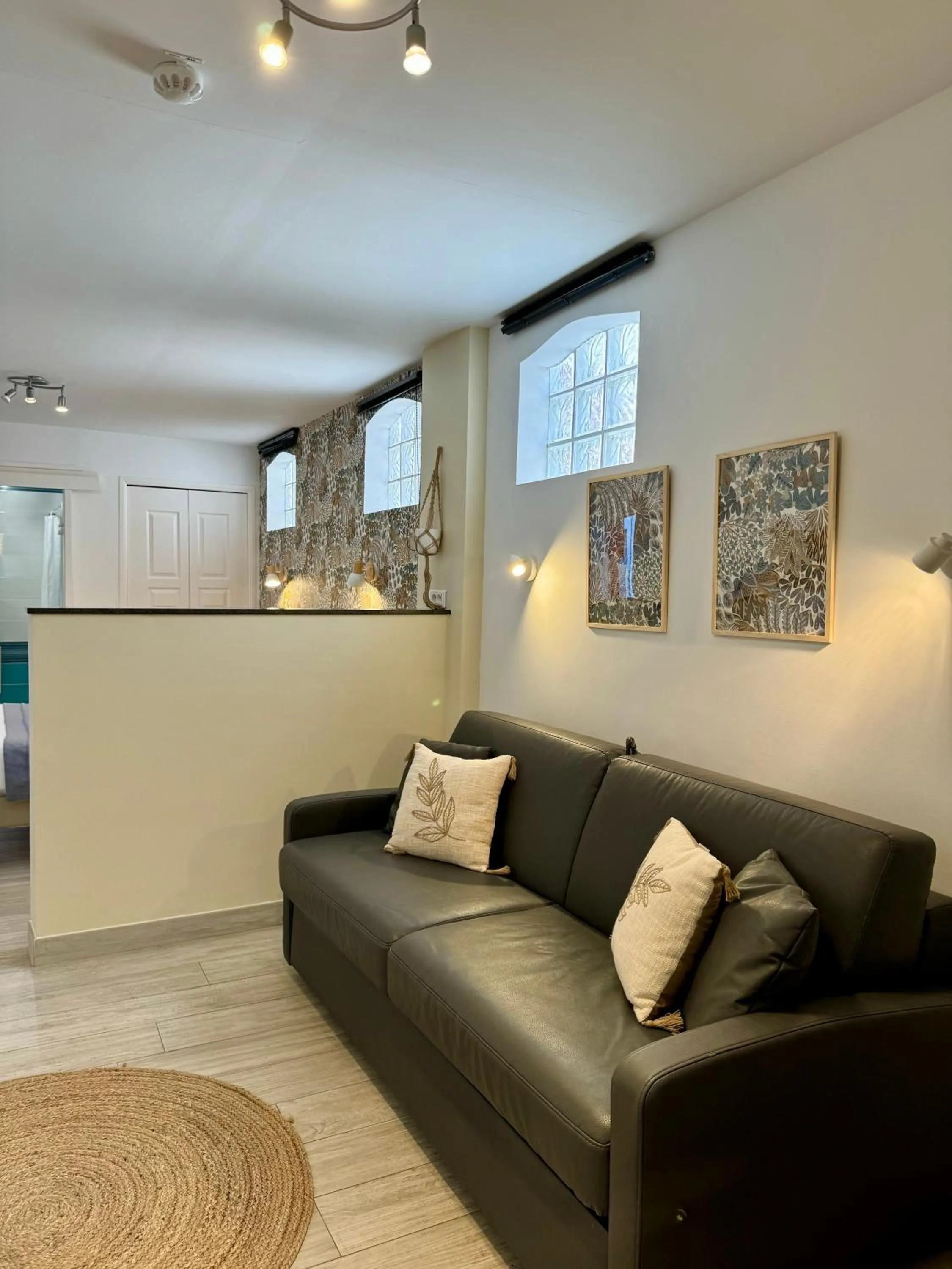 Hotel et Appartements Reine D'Azur