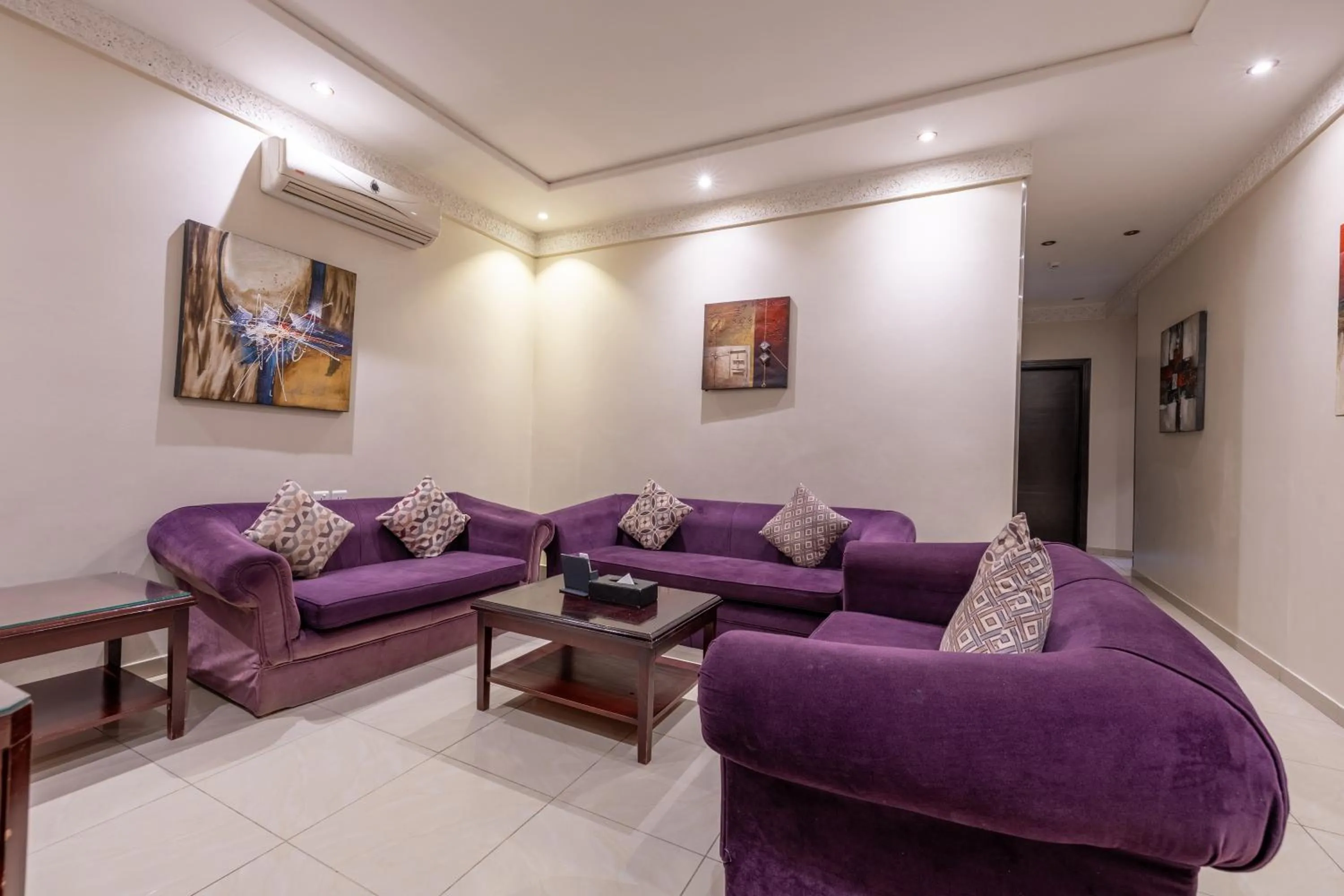 Dar NEYAARA SERVICED APARTMENTS