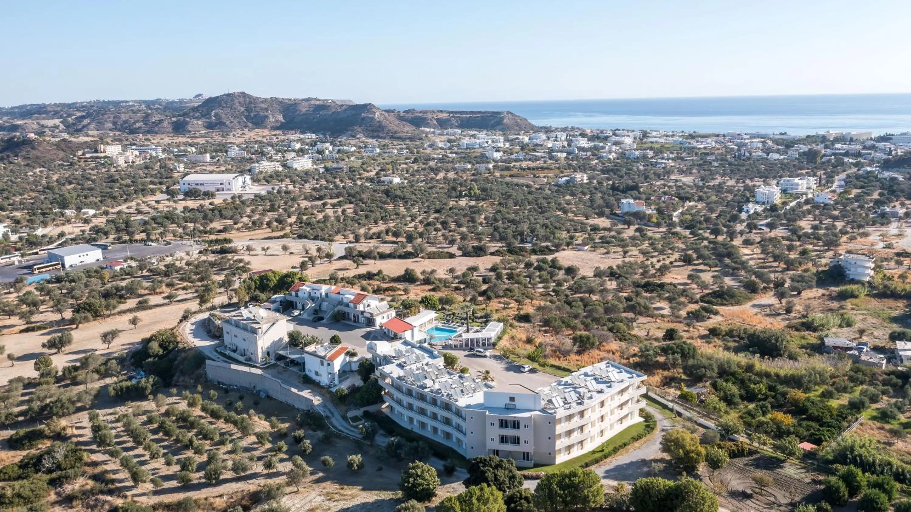 Property building in Hillside Studios & Apartments