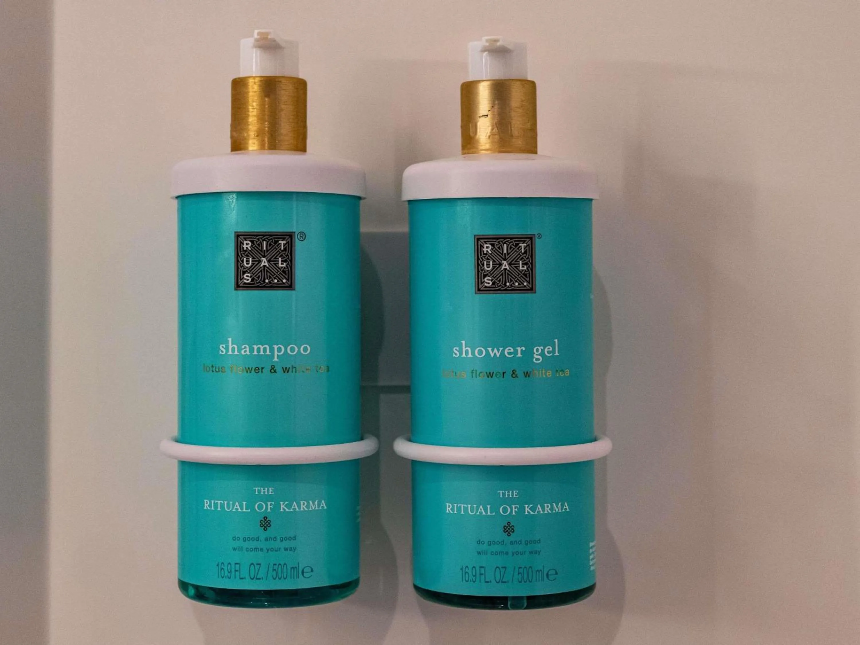 Bedroom in Novotel Suites Reims Centre