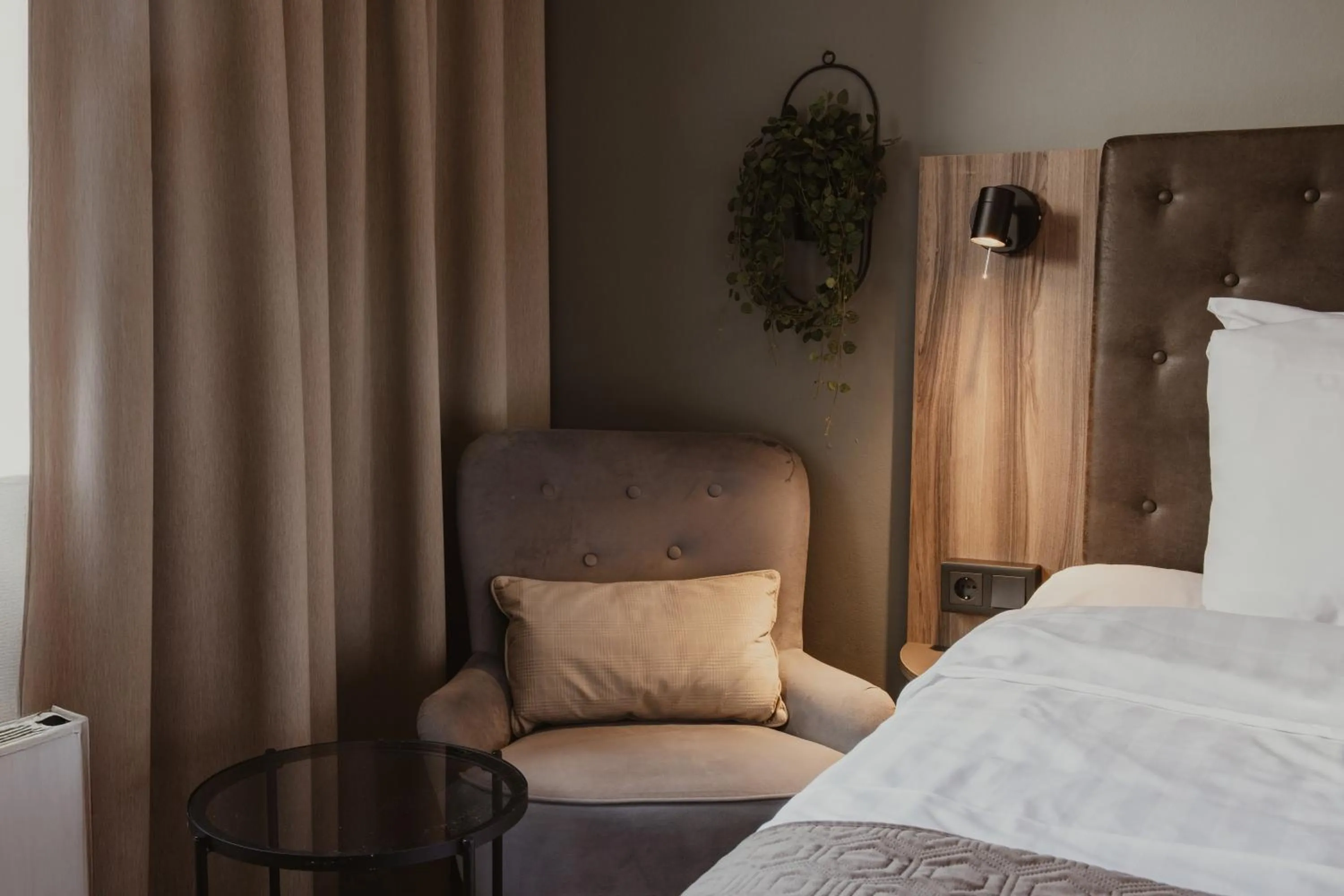 Bed in Home Hotel Cardinal