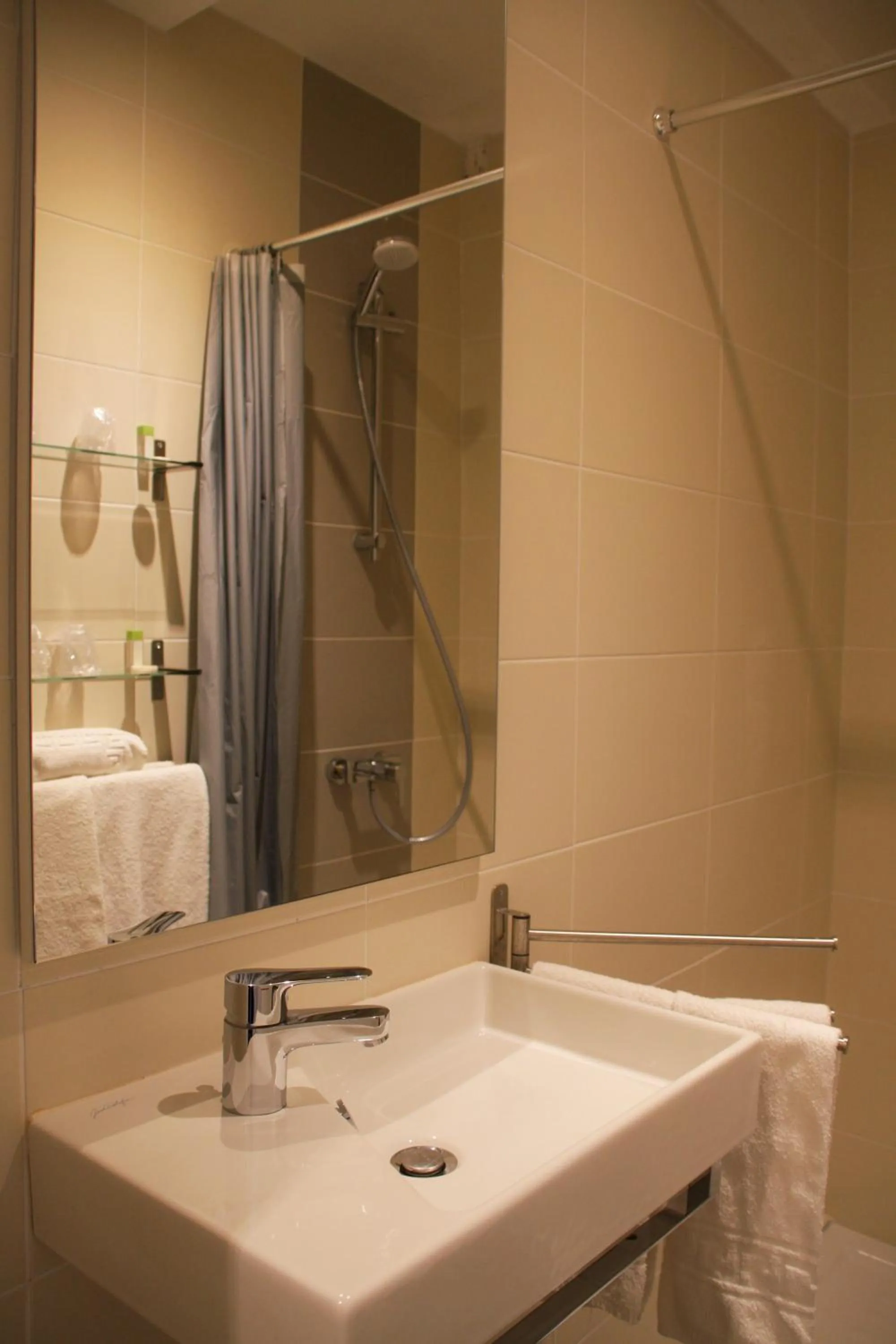 Other in Le Concorde