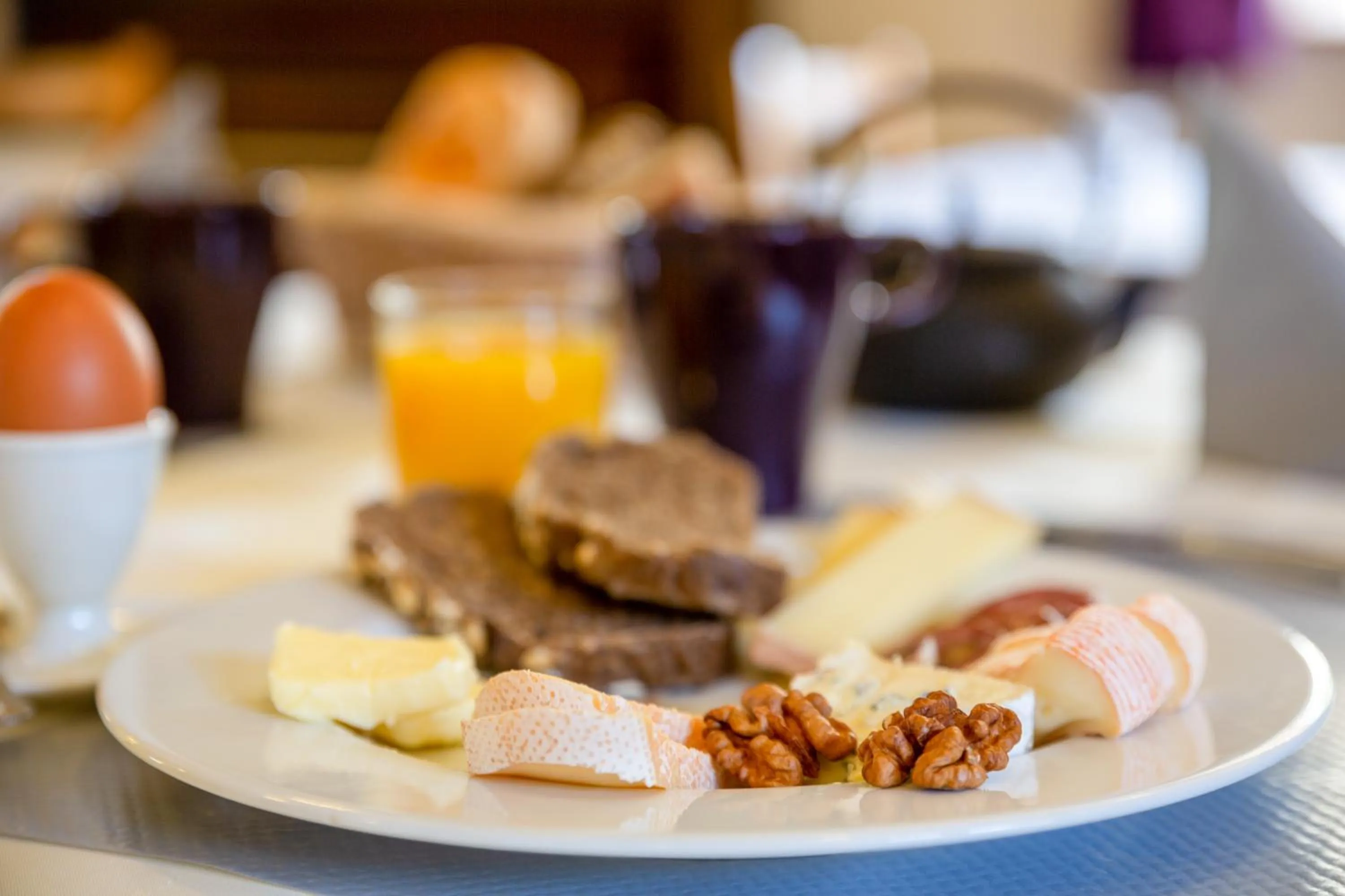 Breakfast in Auberge La Plaine