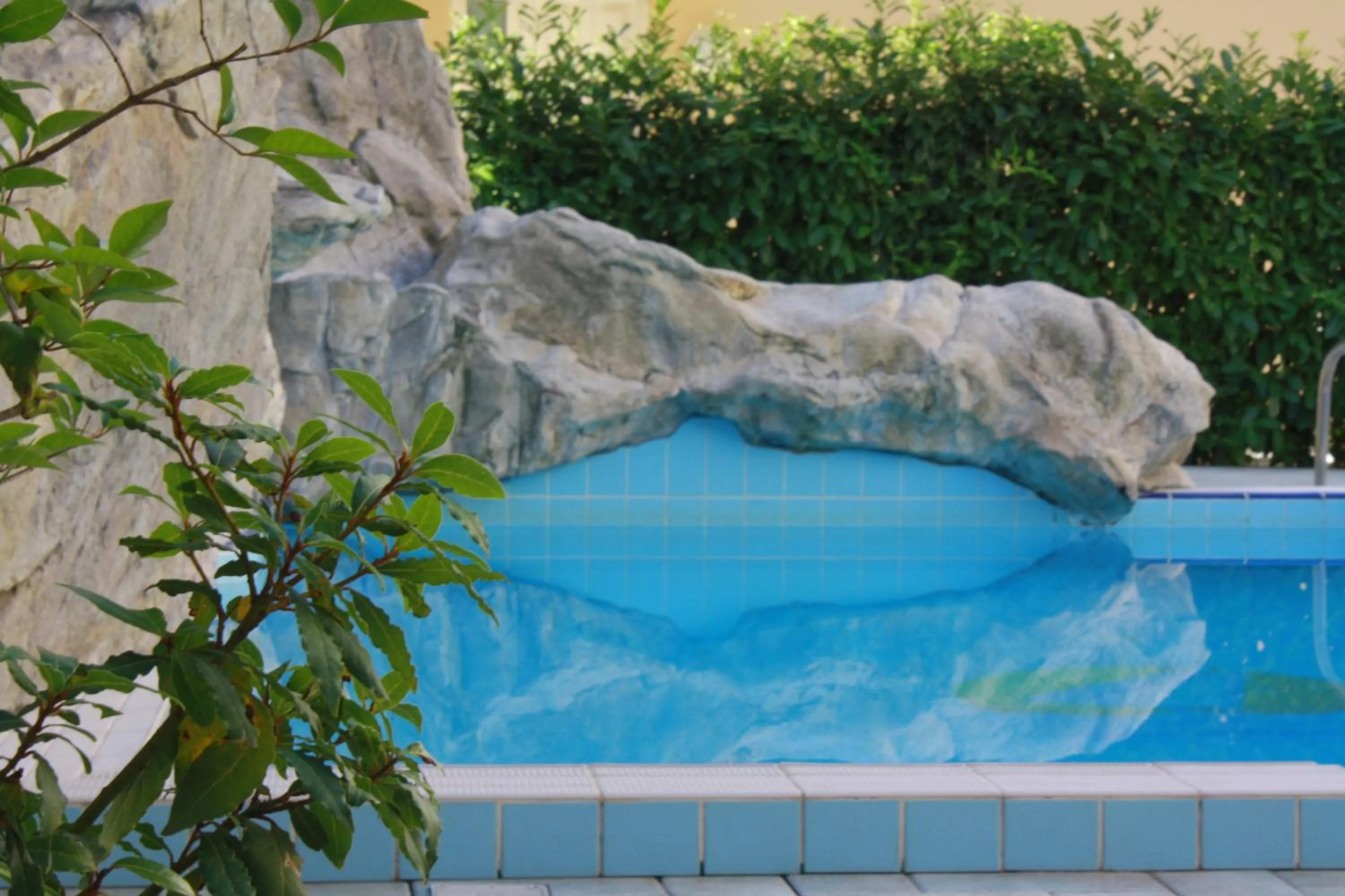 Swimming pool in Residence Le Vele