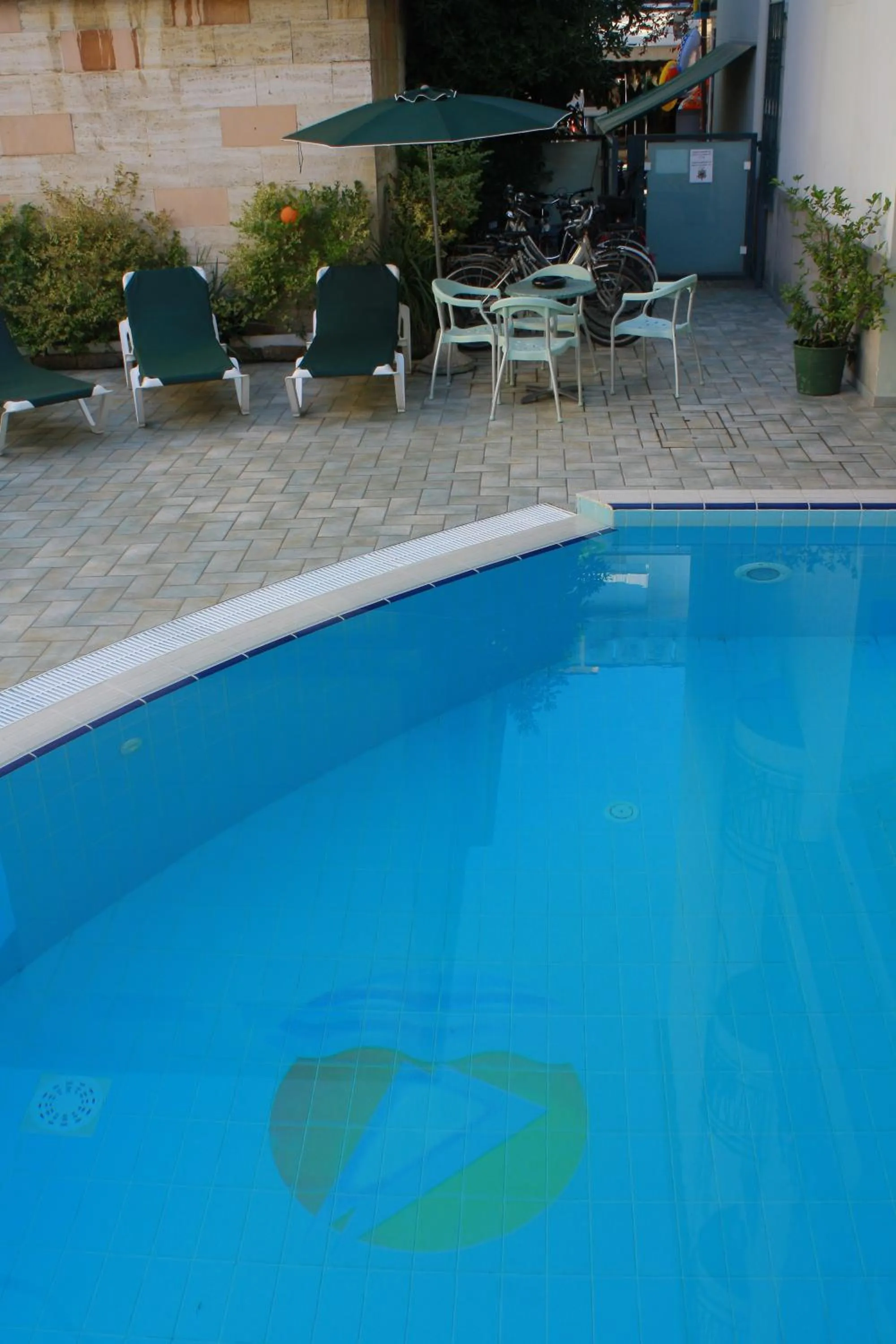 Swimming pool in Residence Le Vele