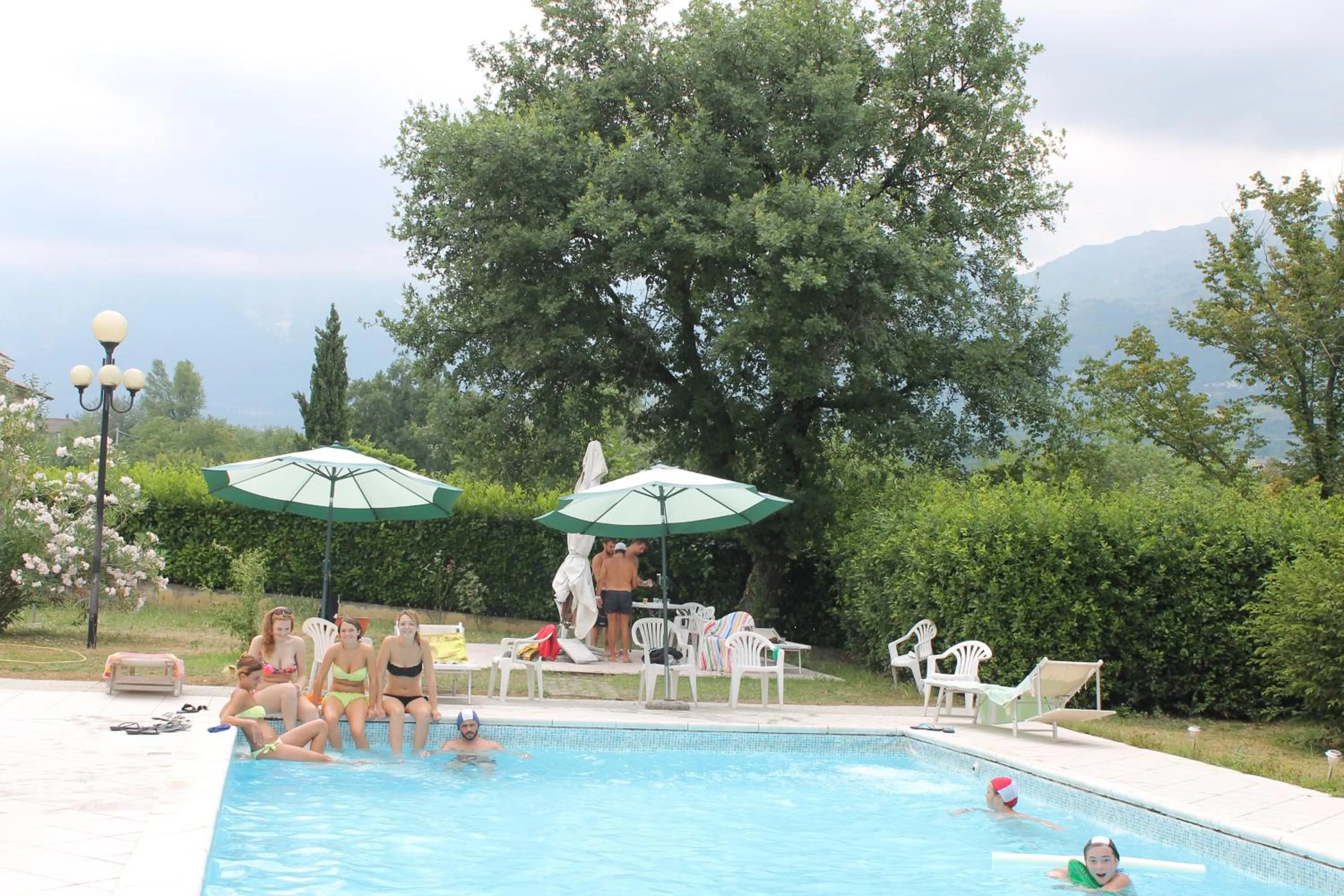 Kitchen or kitchenette in Residence La Piscina