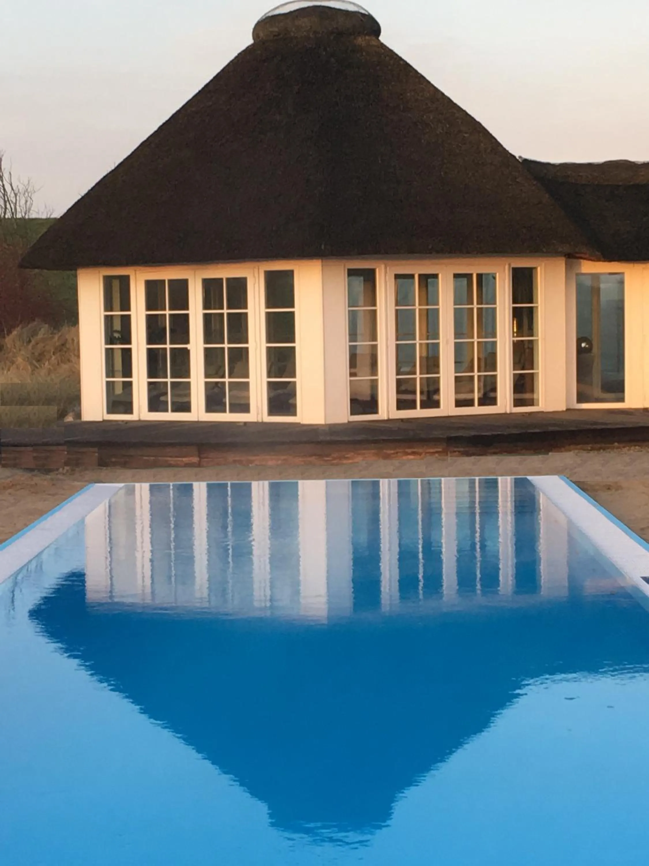 Swimming pool in Hotel und Spa Lundenbergsand