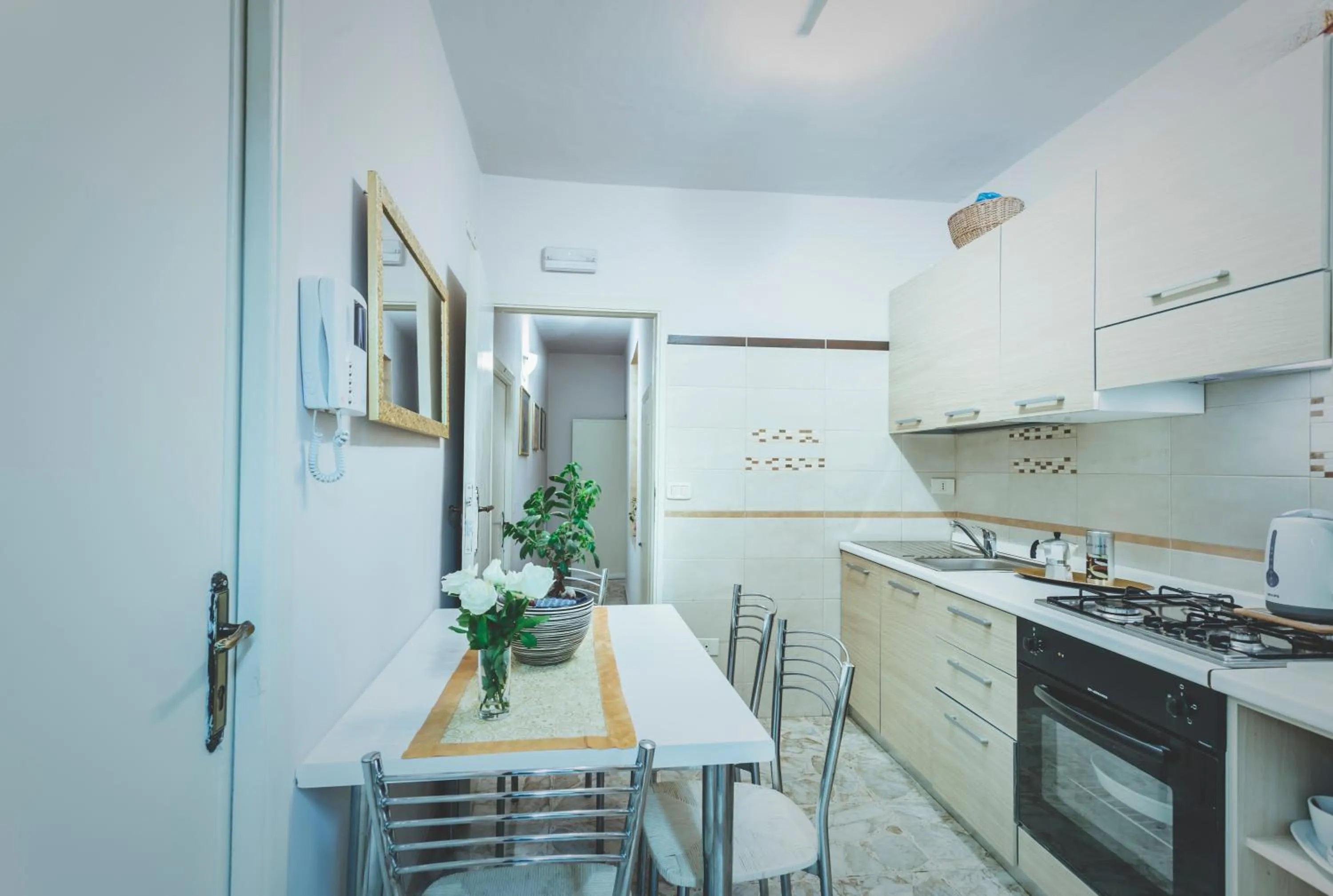 Communal kitchen in B&B Portanuova