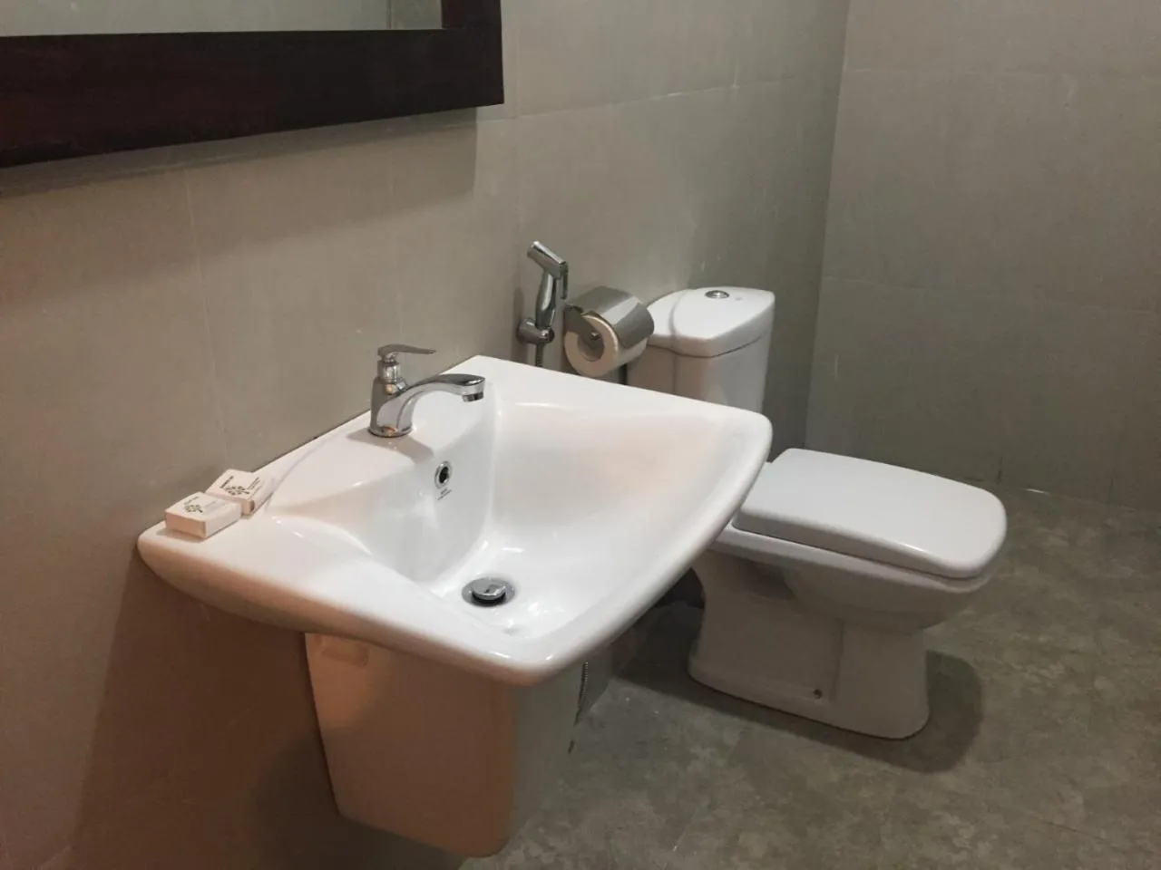 Toilet in Ella Forest Paradise Hotel