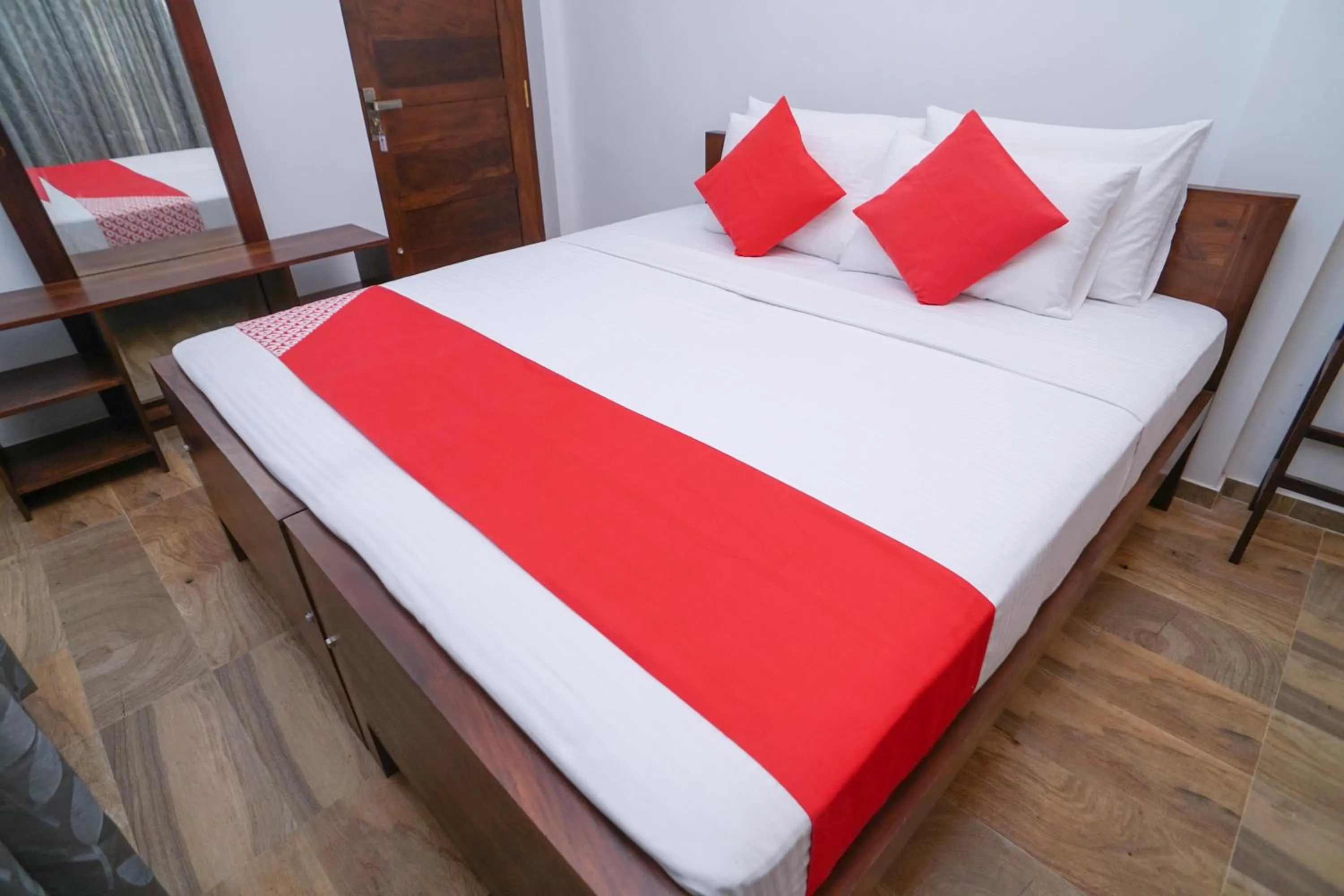 Bed in Surf Sea Breeze Apartments