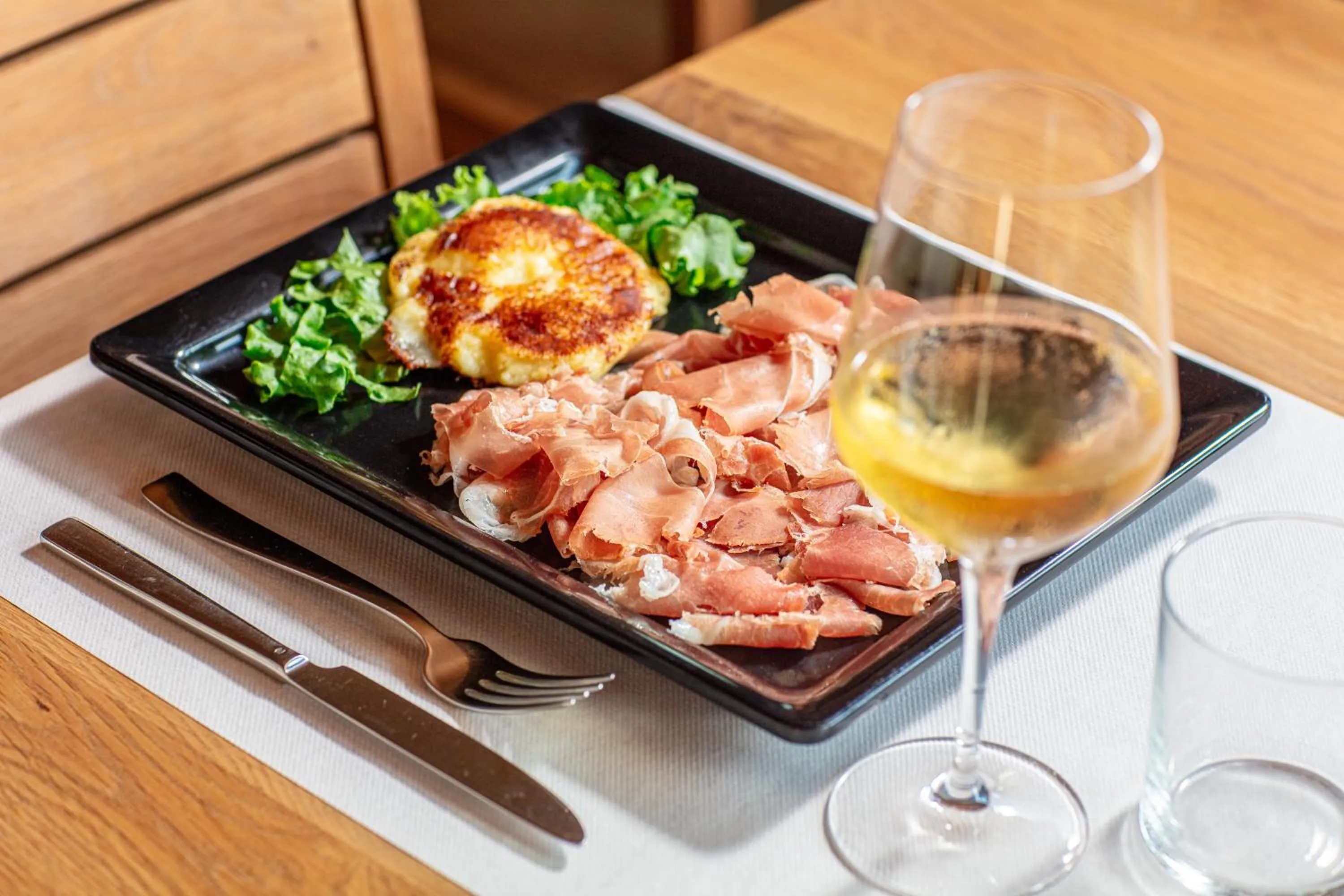 Restaurant/places to eat in Hotel La Pergola