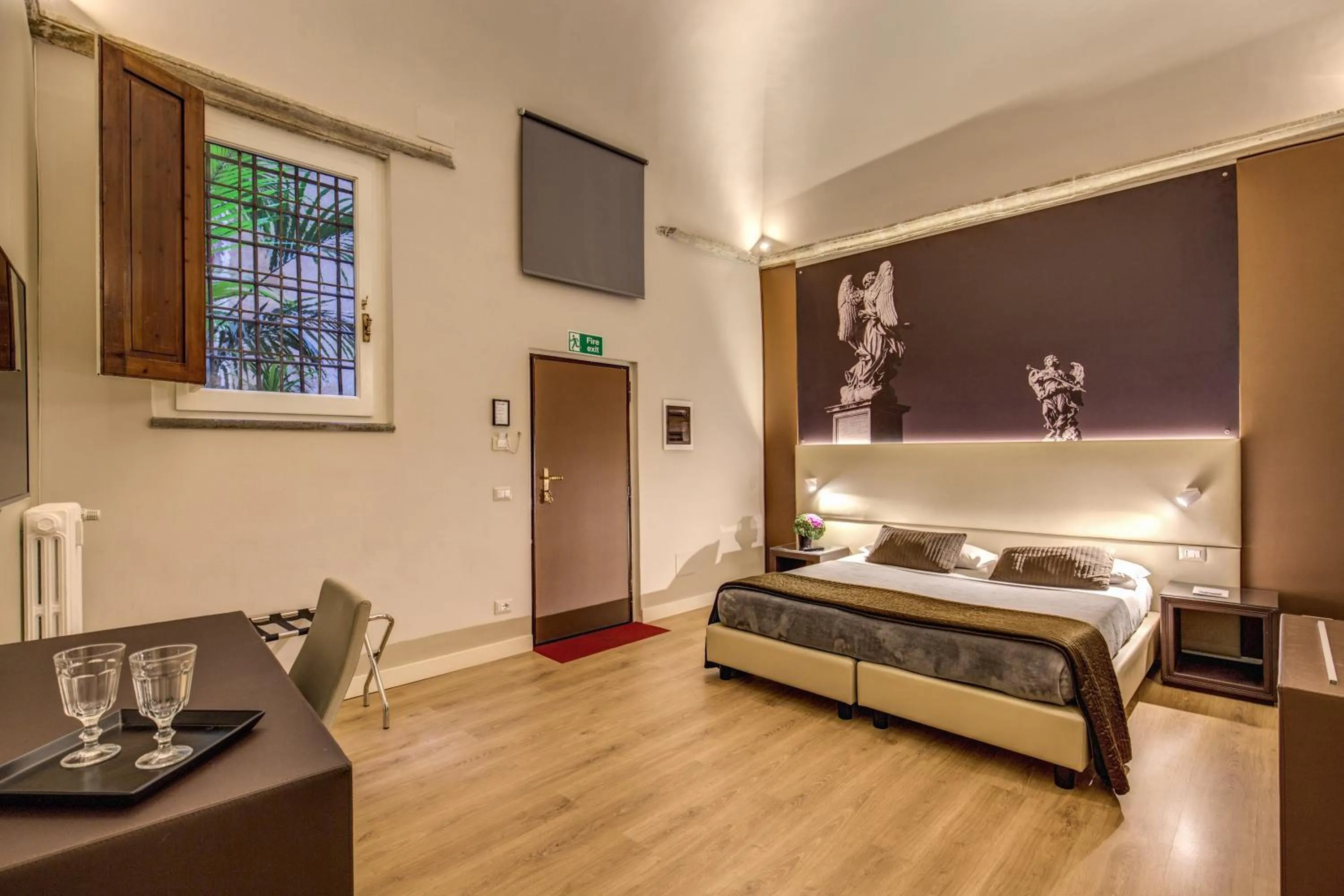 Bedroom, Bed in HiSuiteROME - ApartHotel