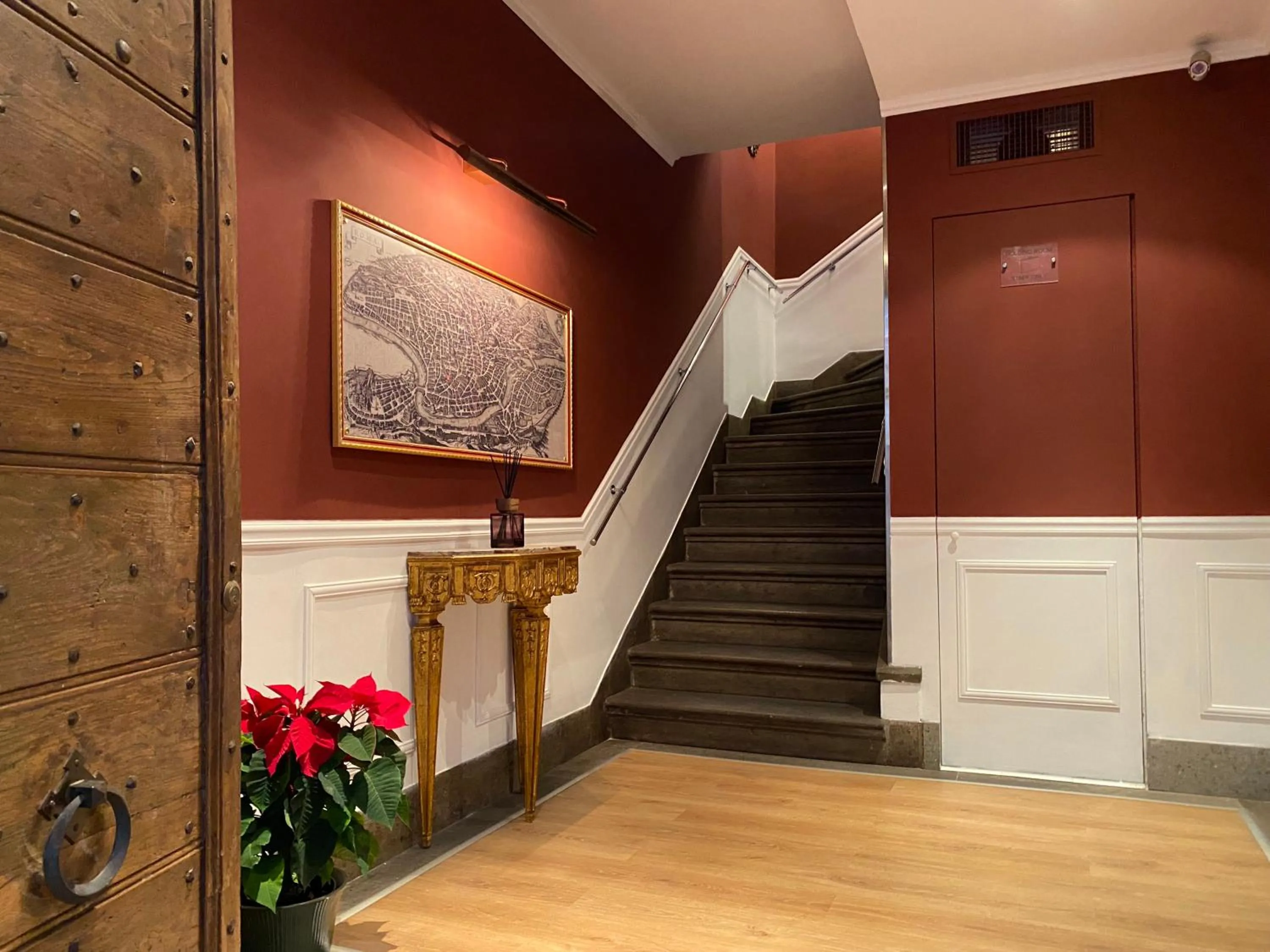 Lobby or reception in HiSuiteROME - ApartHotel