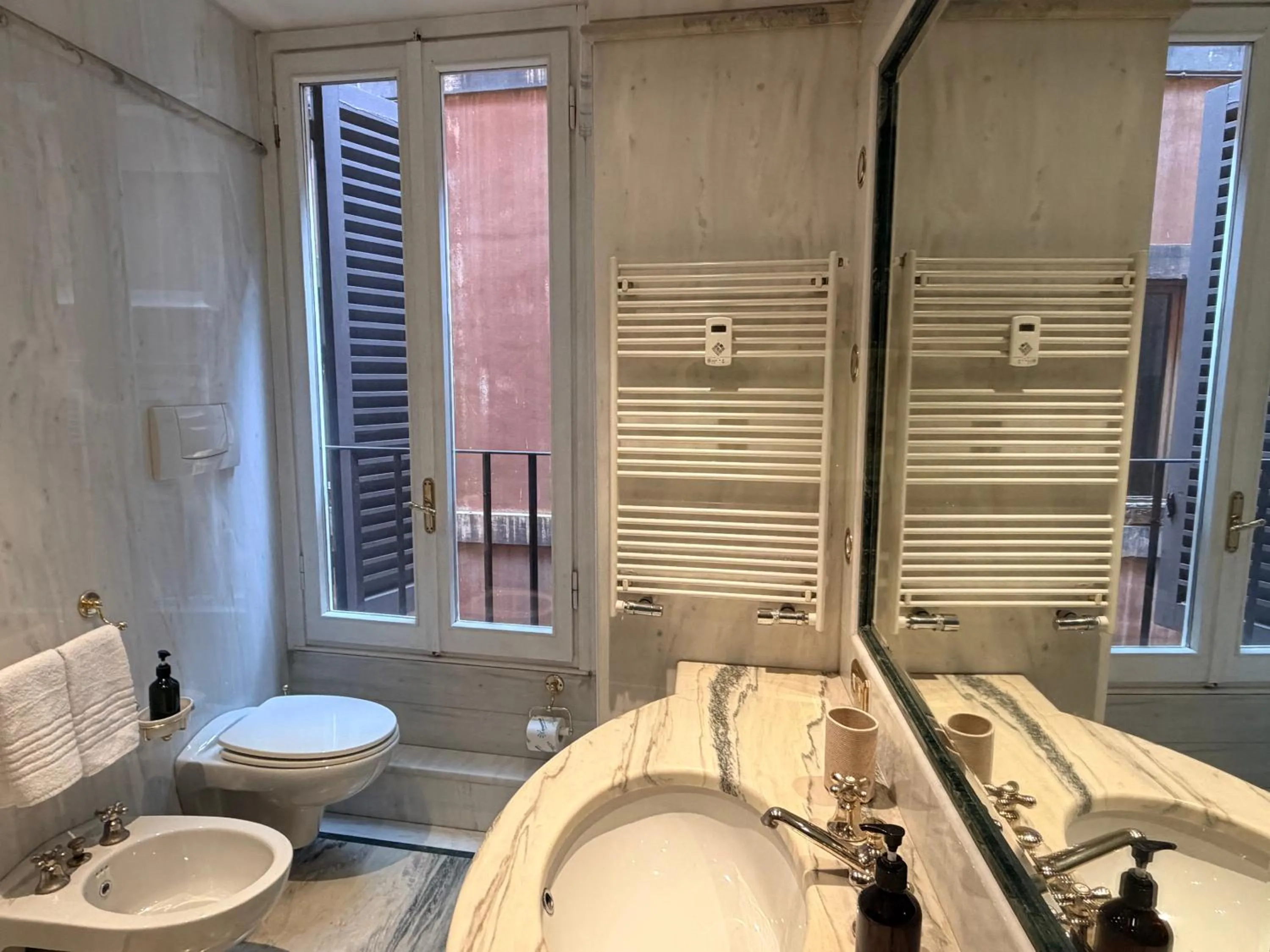 Bathroom in HiSuiteROME - ApartHotel