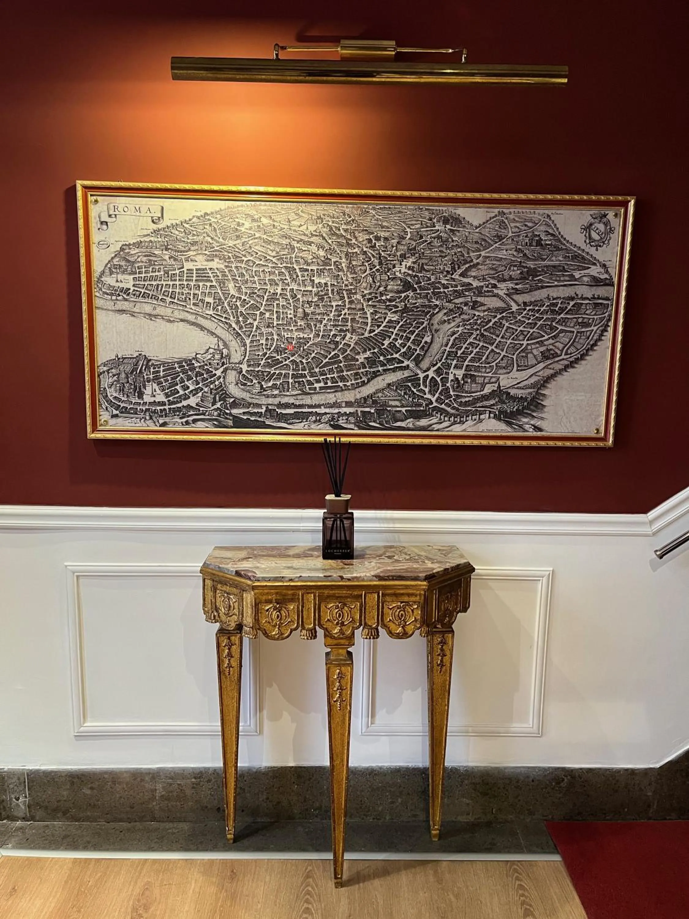 Decorative detail in HiSuiteROME - ApartHotel