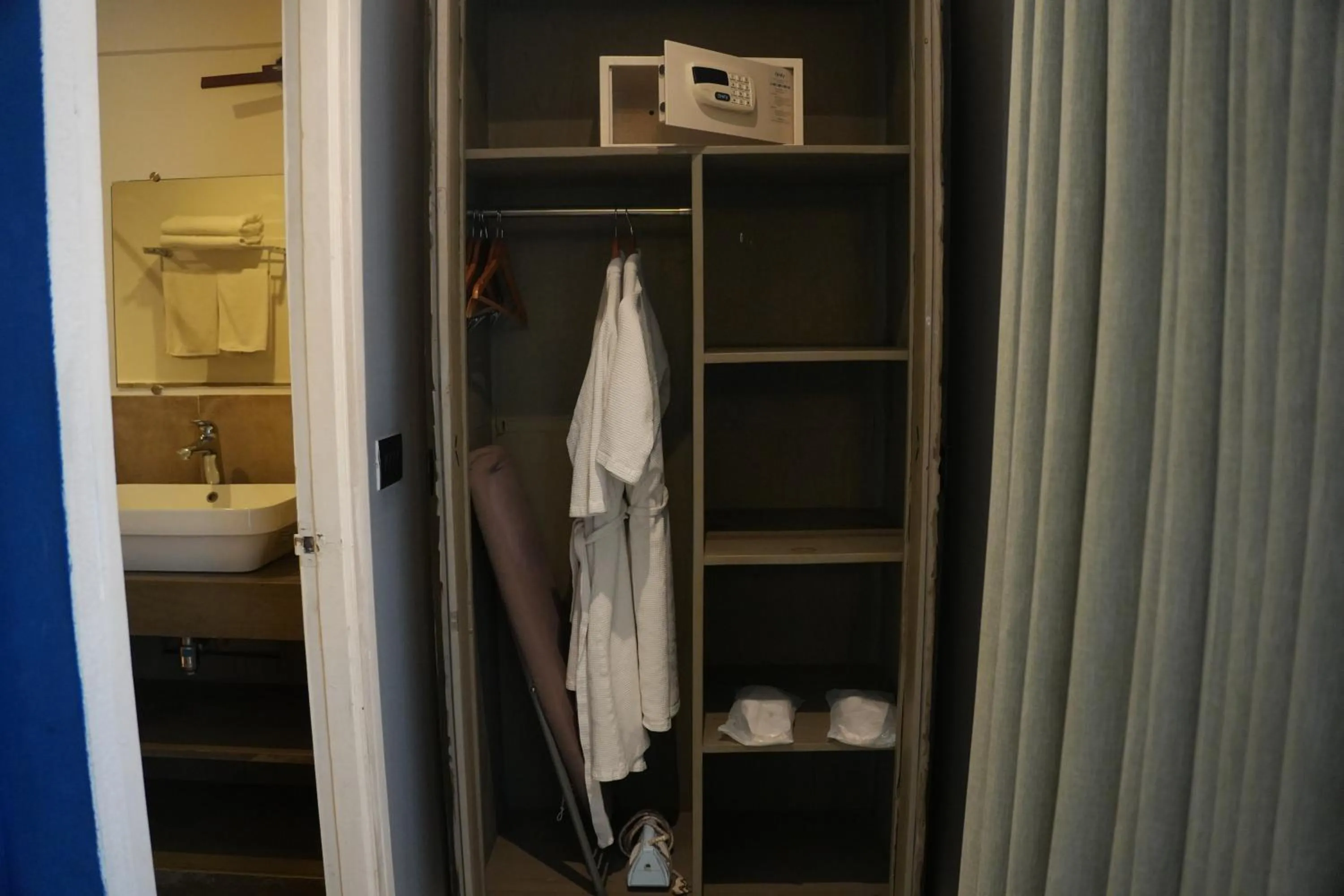 wardrobe in Living Room Beach Resort