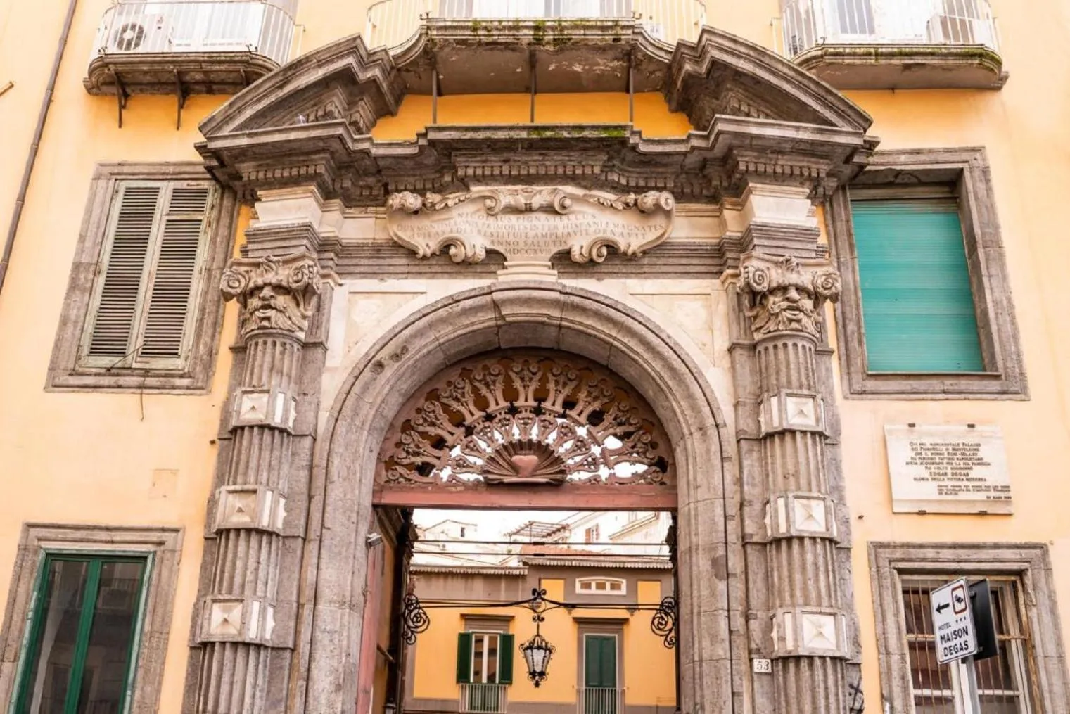 Suite Piazza del Gesù By DomusExtra