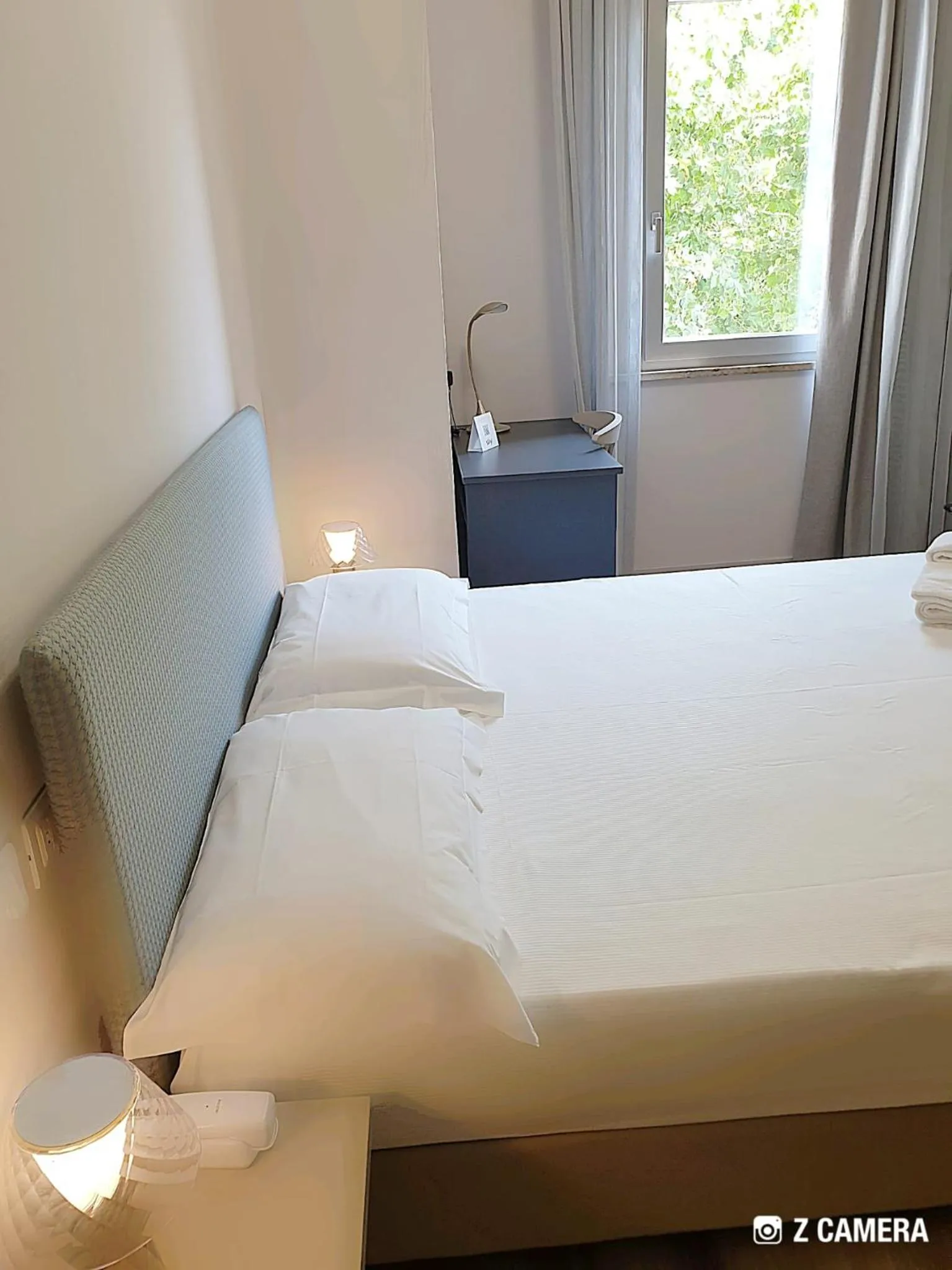 Bedroom, Bed in Hotel De La Ville depandance di Hotel Augustus