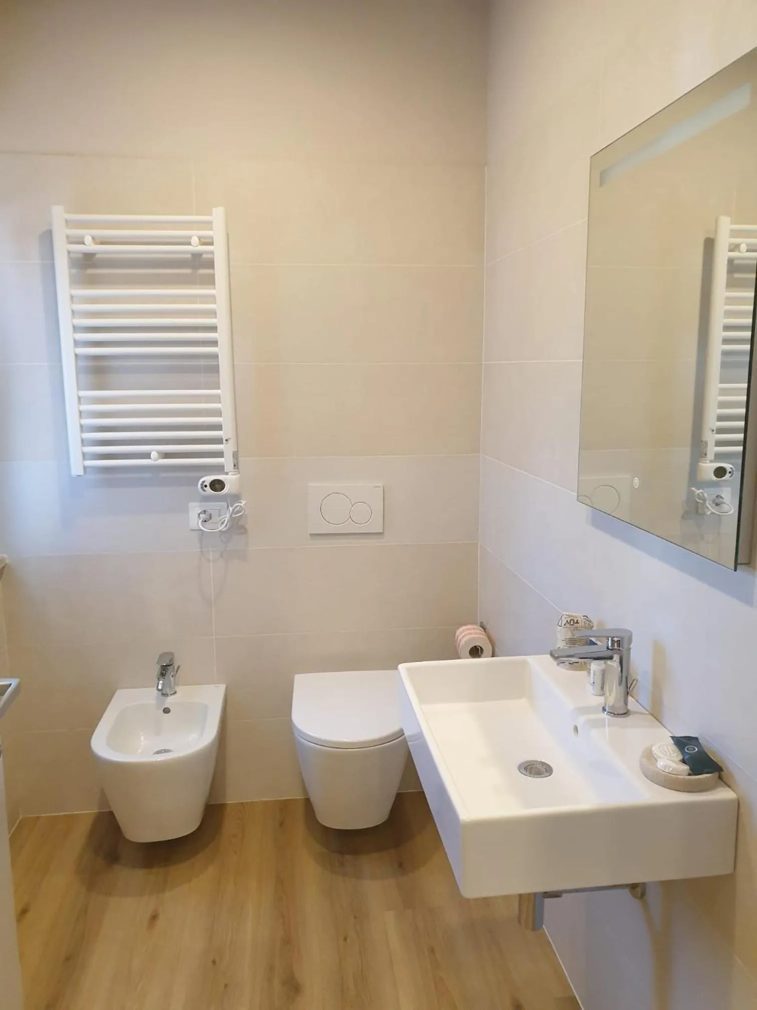 Bathroom in Hotel De La Ville depandance di Hotel Augustus