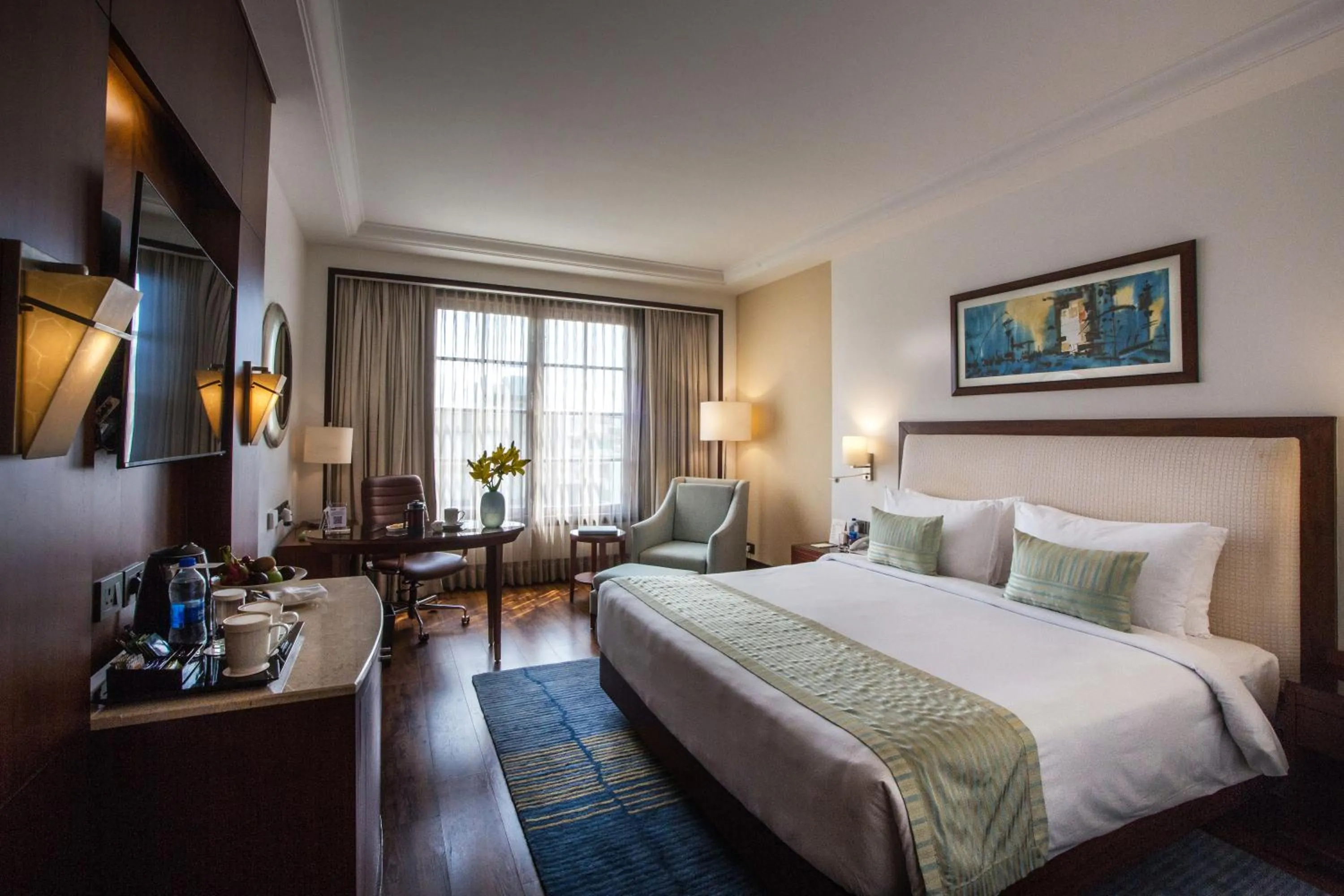 room service, Bed in DLF Club 3